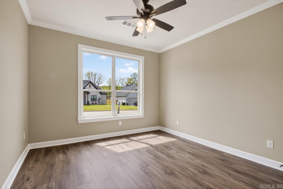 MILLERS GLENN - Residential