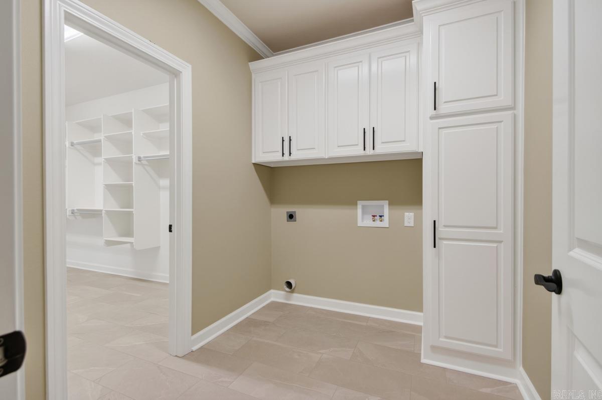 MILLERS GLENN - Residential