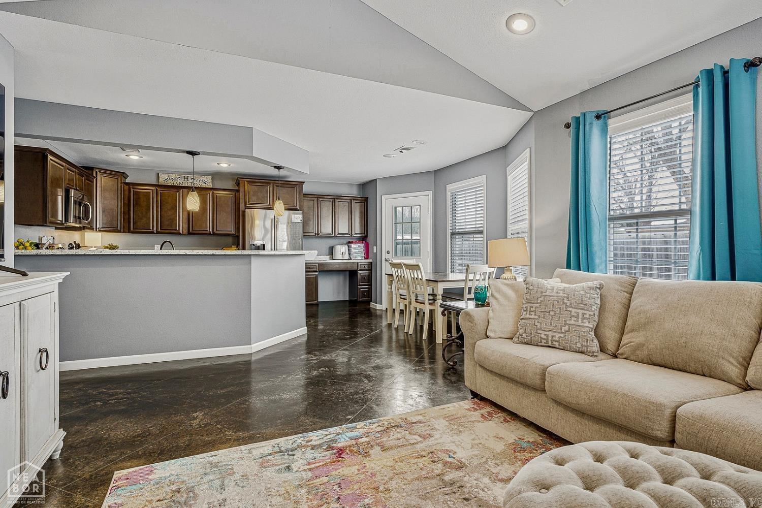 Hayden Carter 1st - Residential