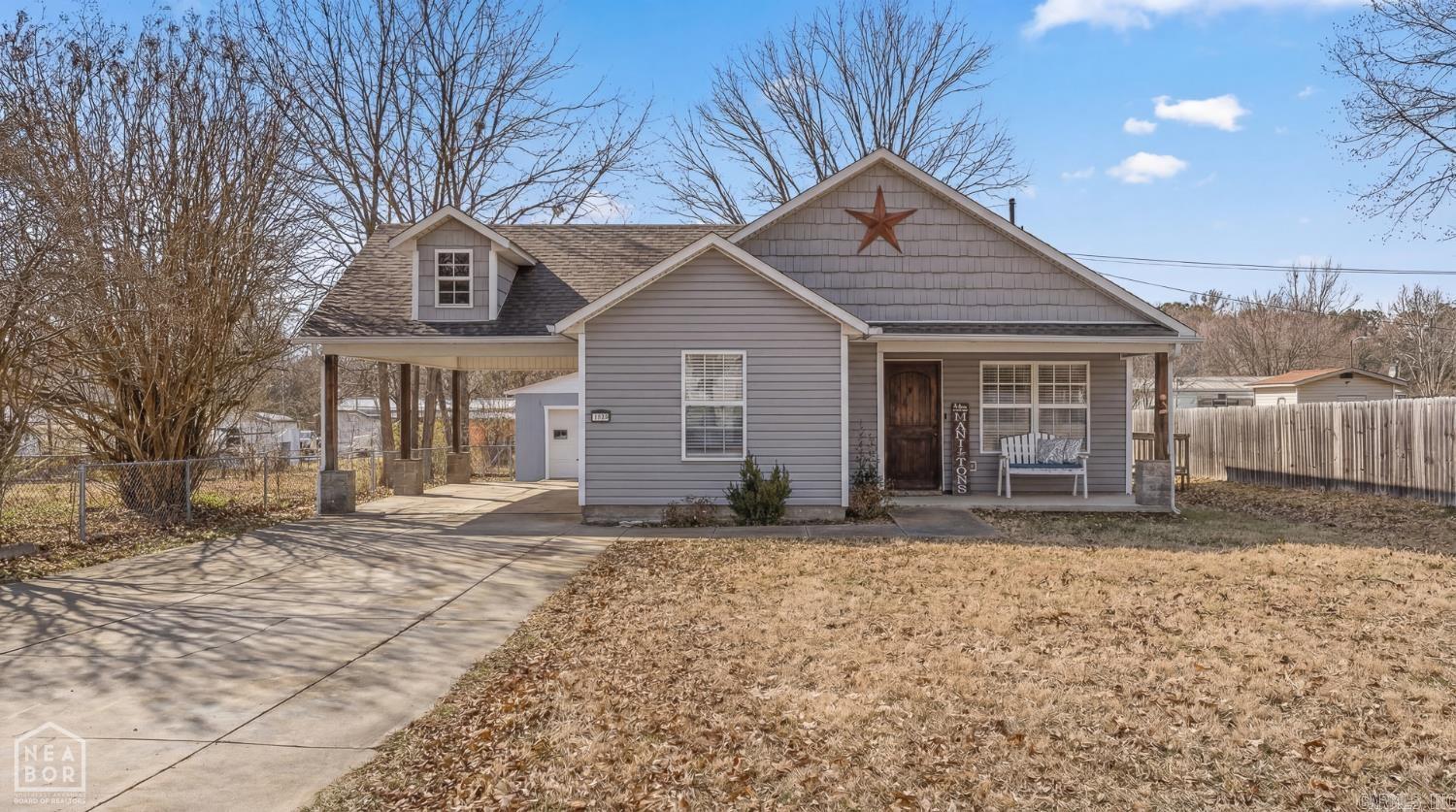 Hayden Carter 1st - Residential