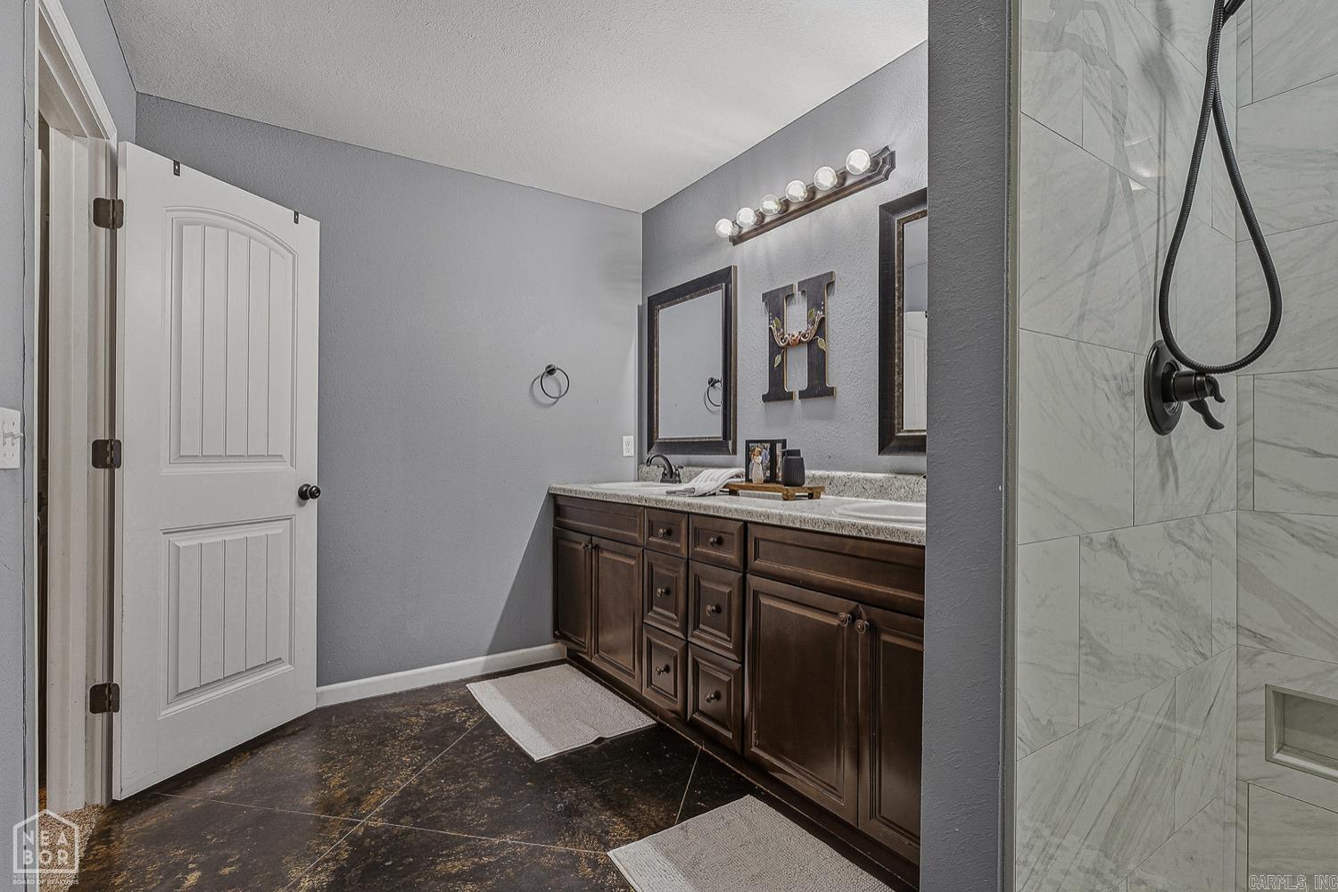 Hayden Carter 1st - Residential