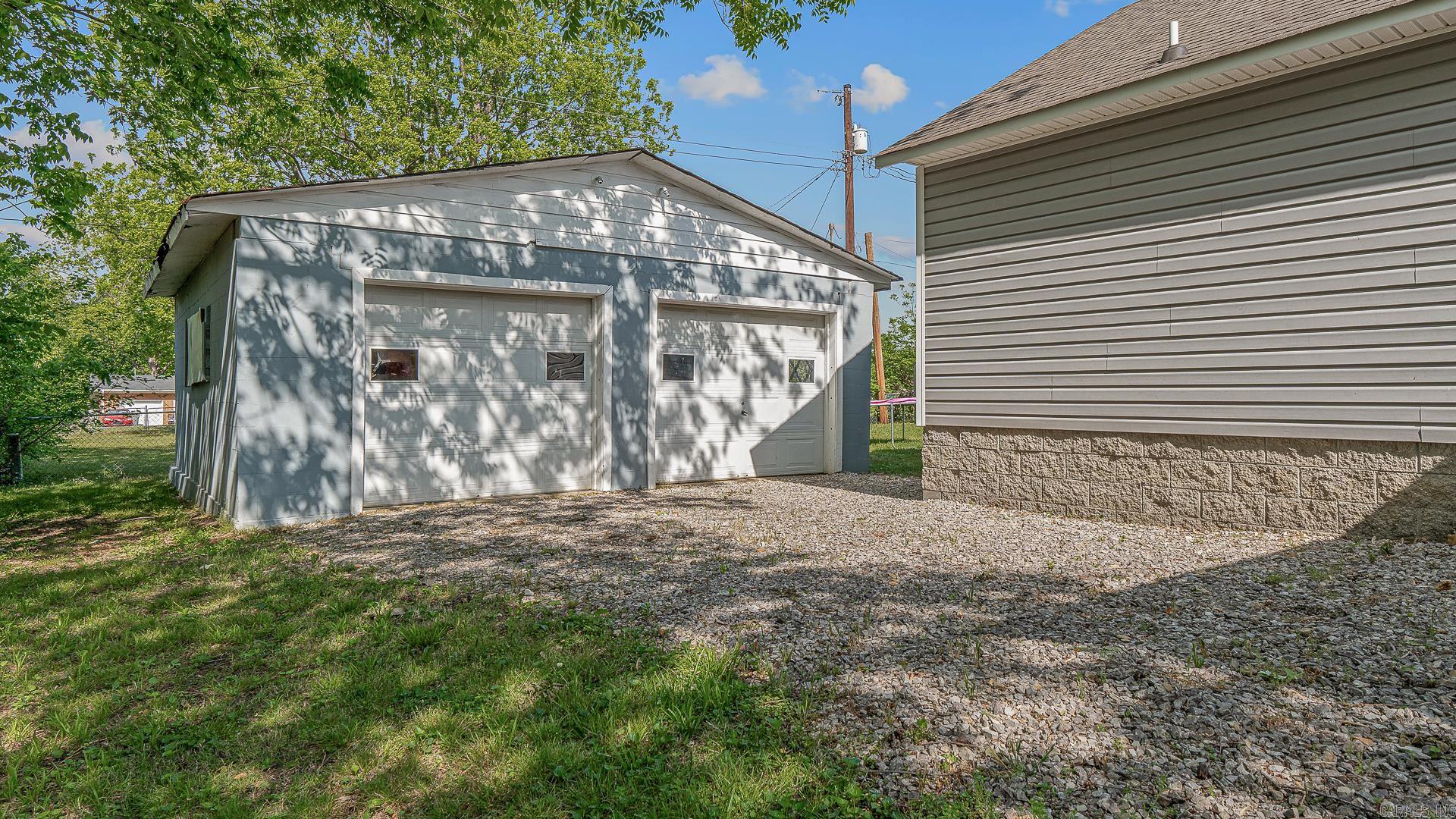 Hayden Carter 1st - Residential