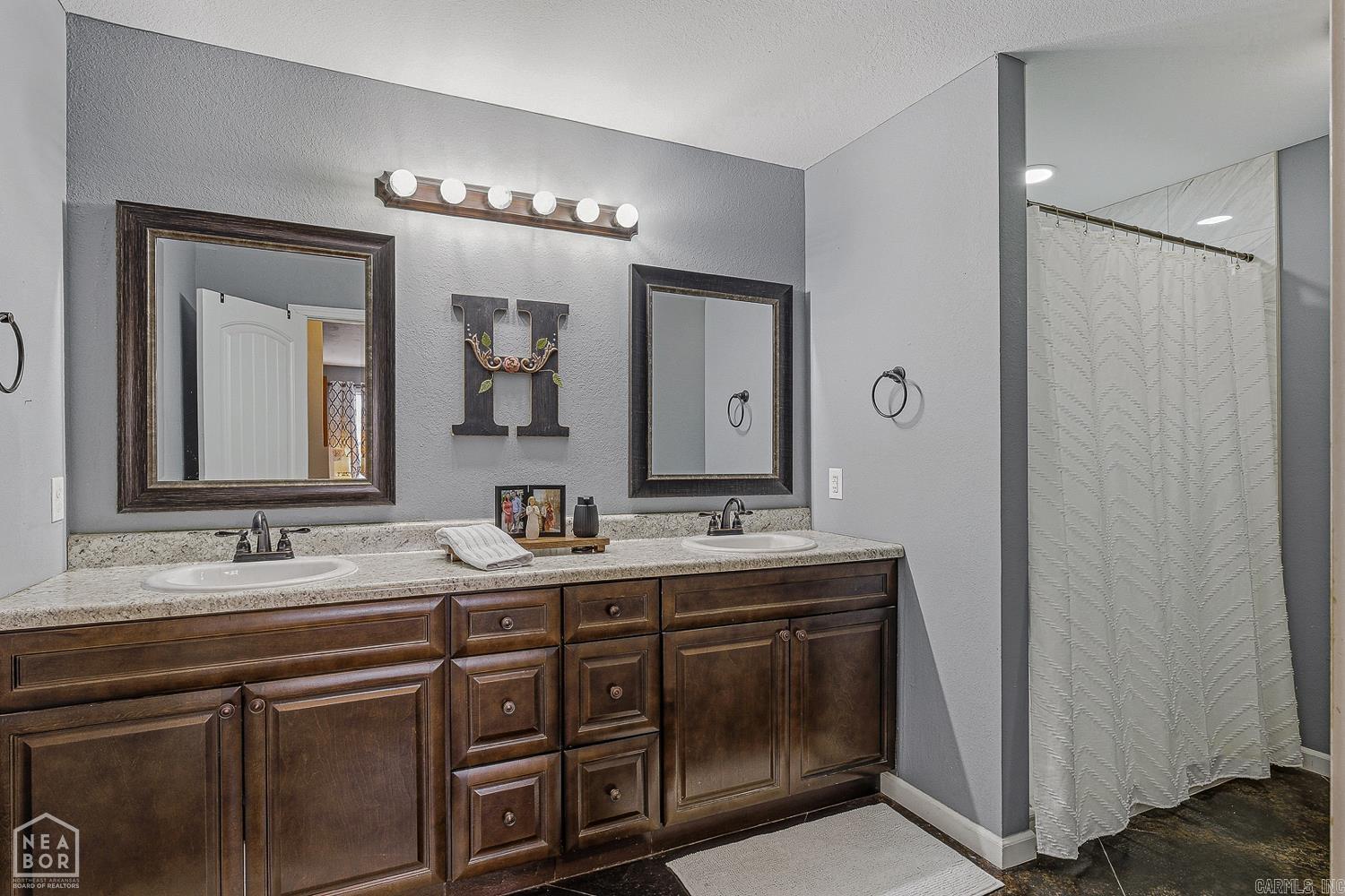 Hayden Carter 1st - Residential