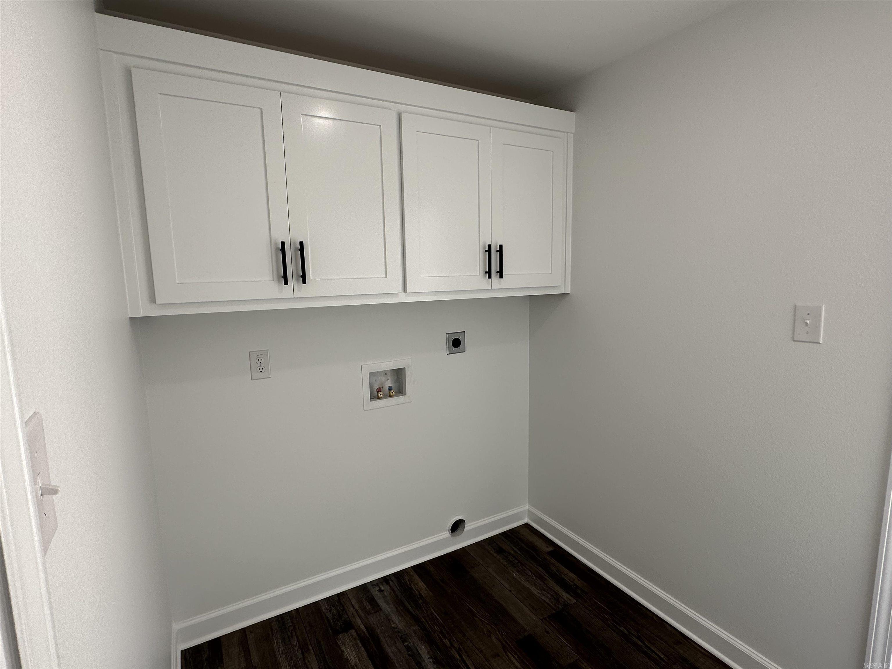 DEERFIELD ESTATES - Residential