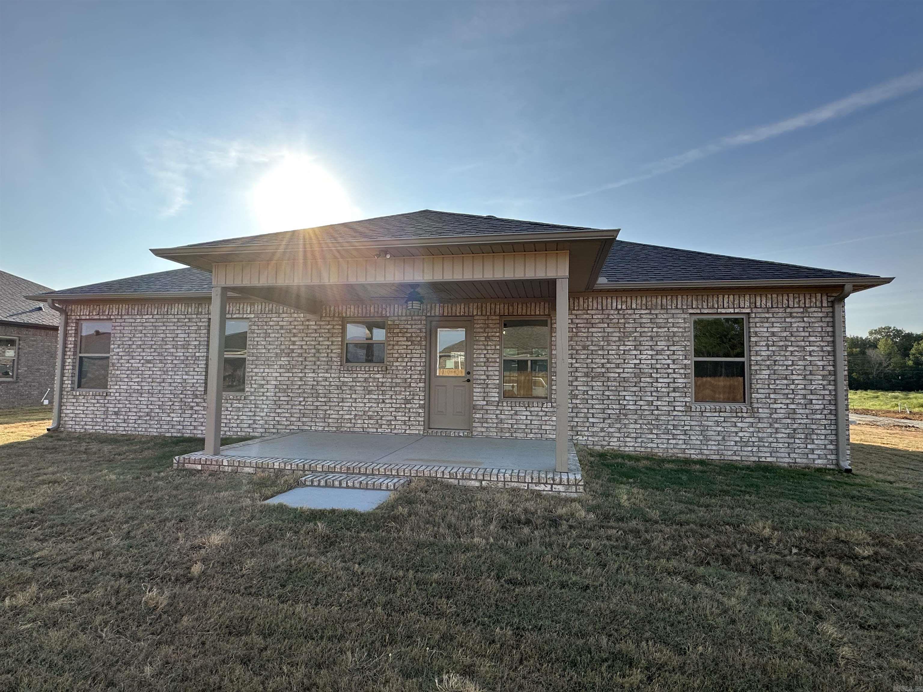 DEERFIELD ESTATES - Residential