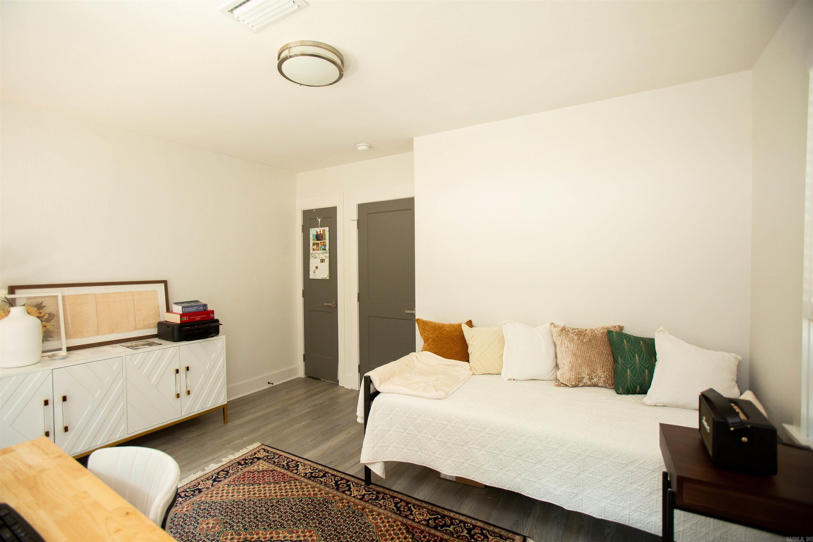 Midland Hills - Residential Lease