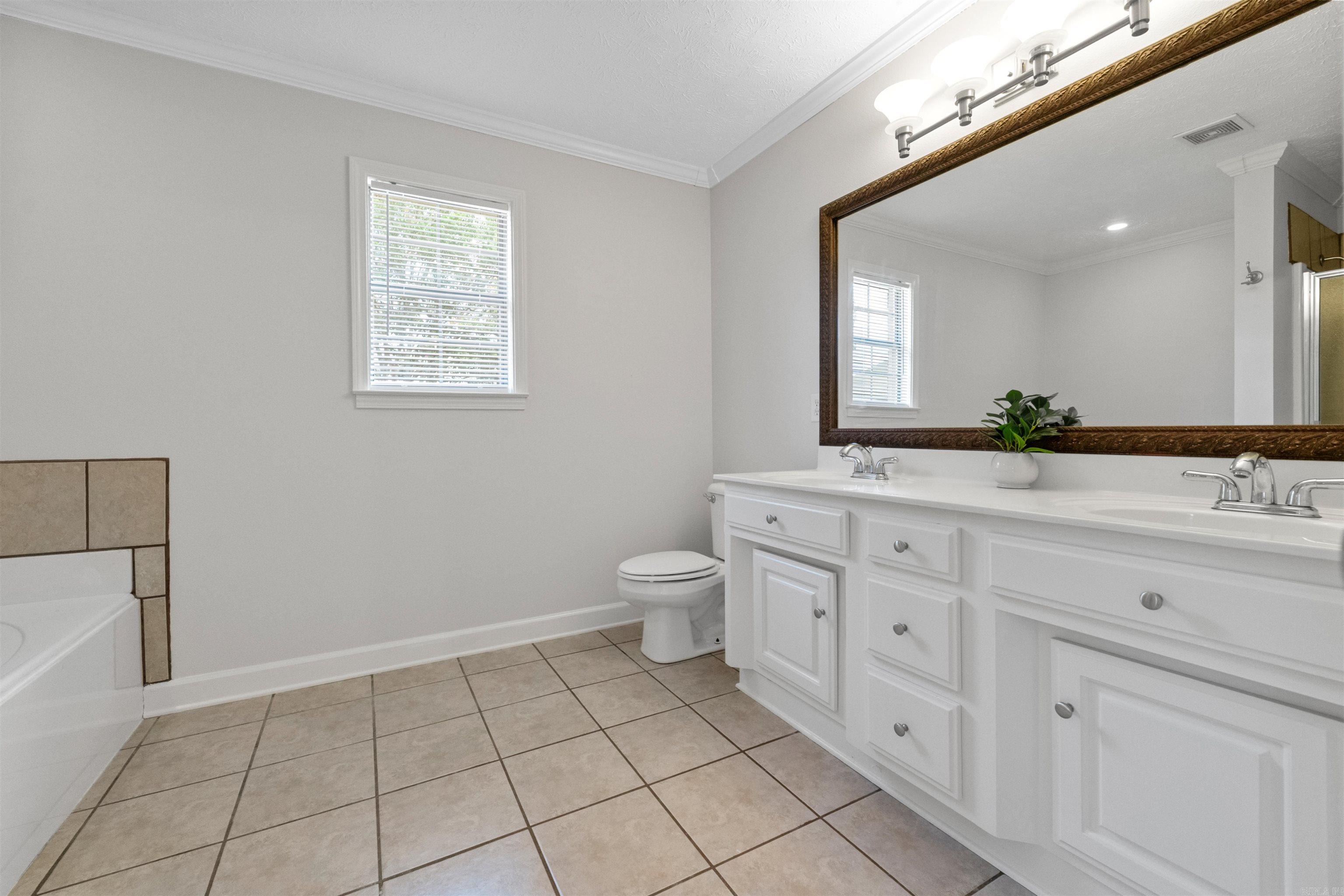 TURTLE CREEK - Residential