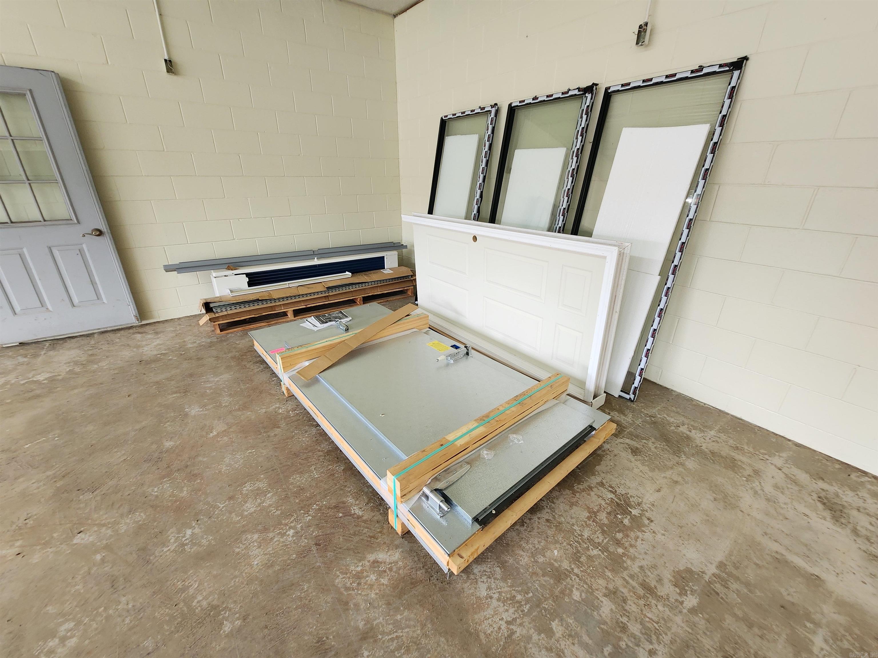 nil - Commercial Sale