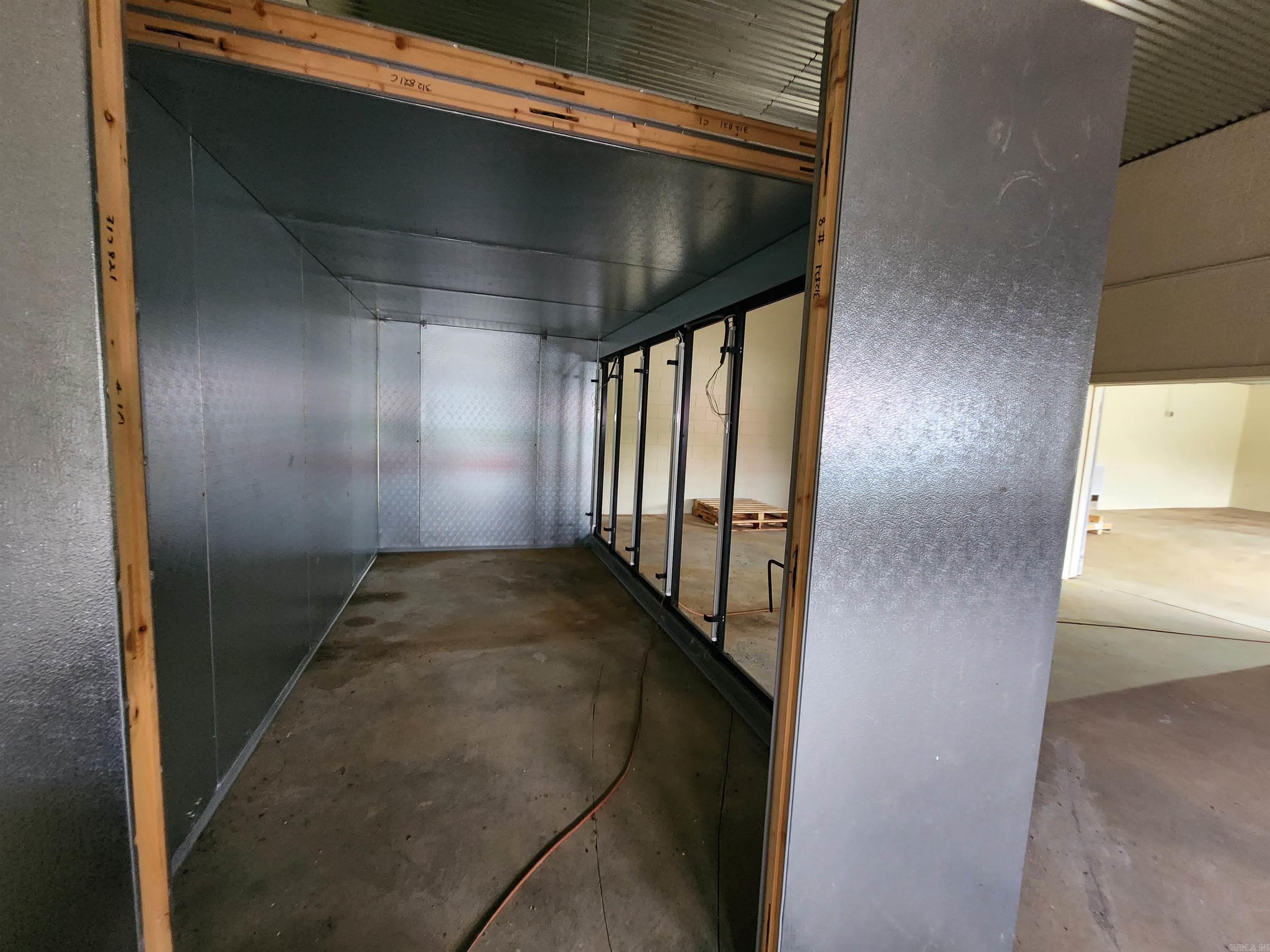 nil - Commercial Sale