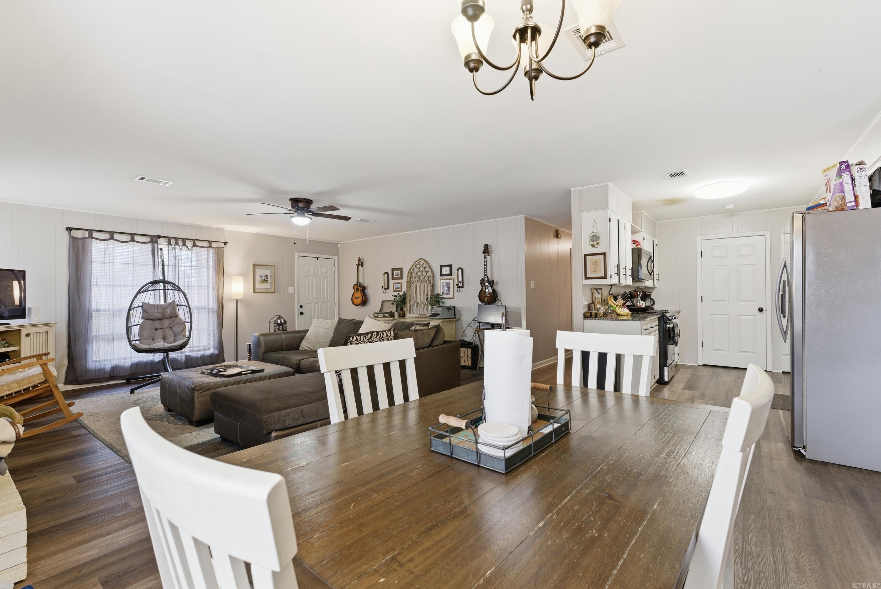 RANCH ESTATE - Residential