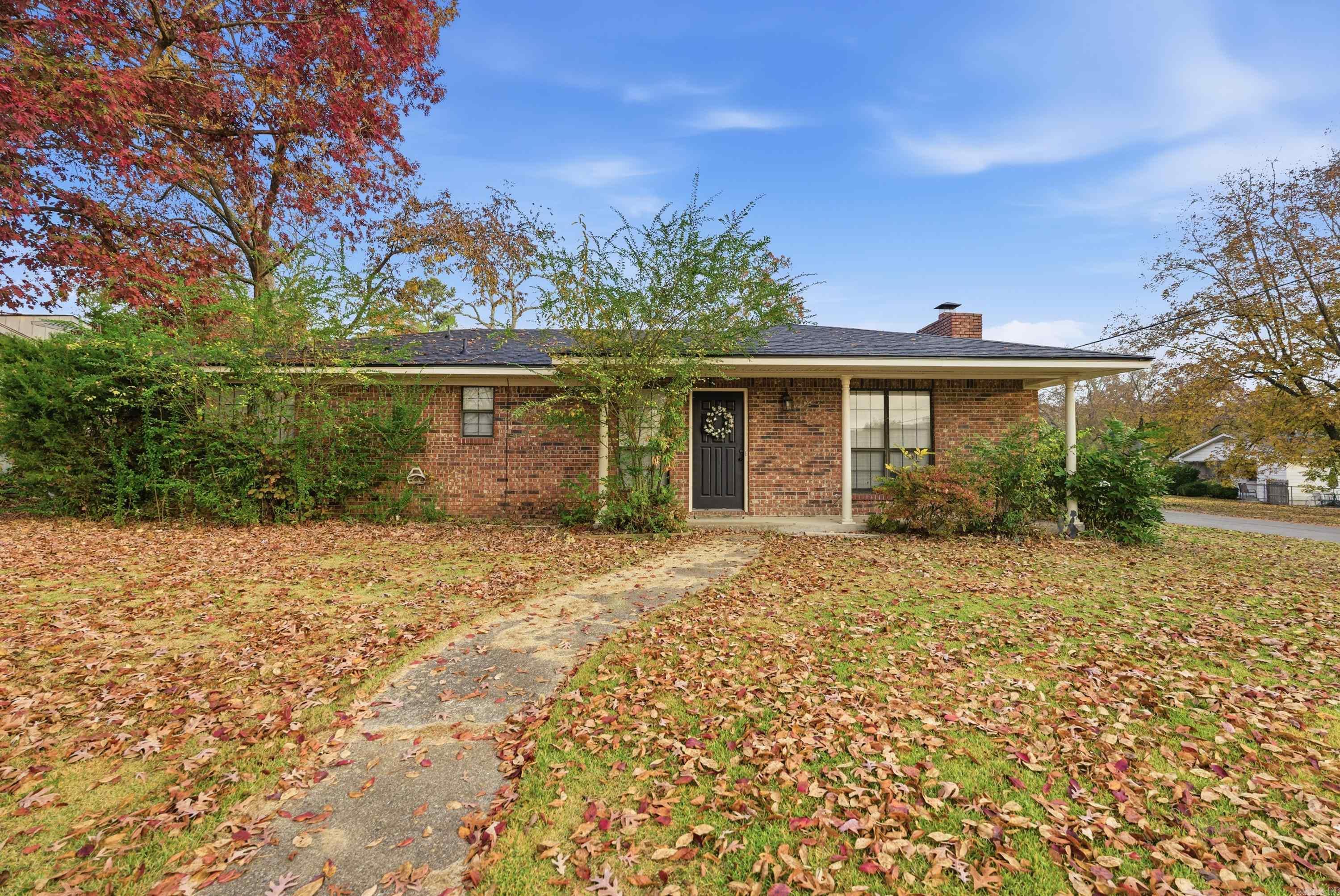 RANCH ESTATE - Residential