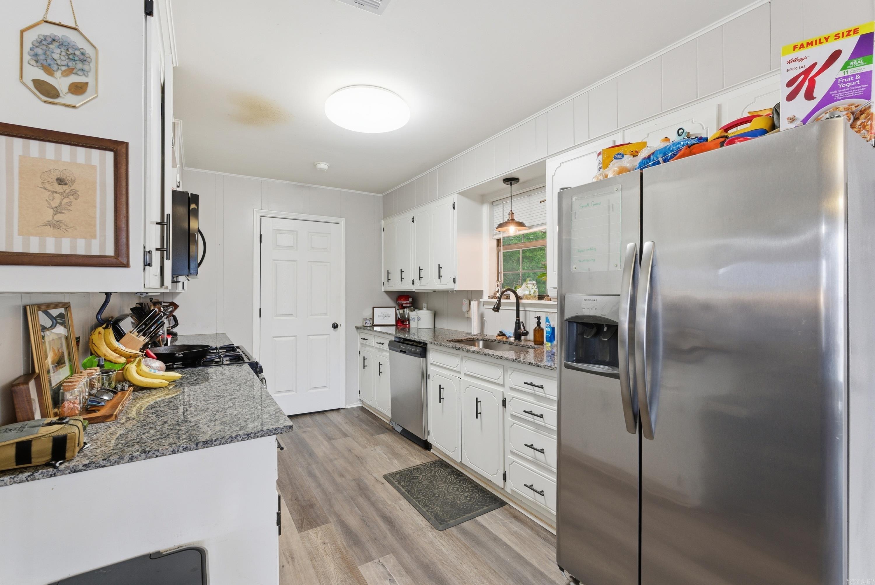 RANCH ESTATE - Residential