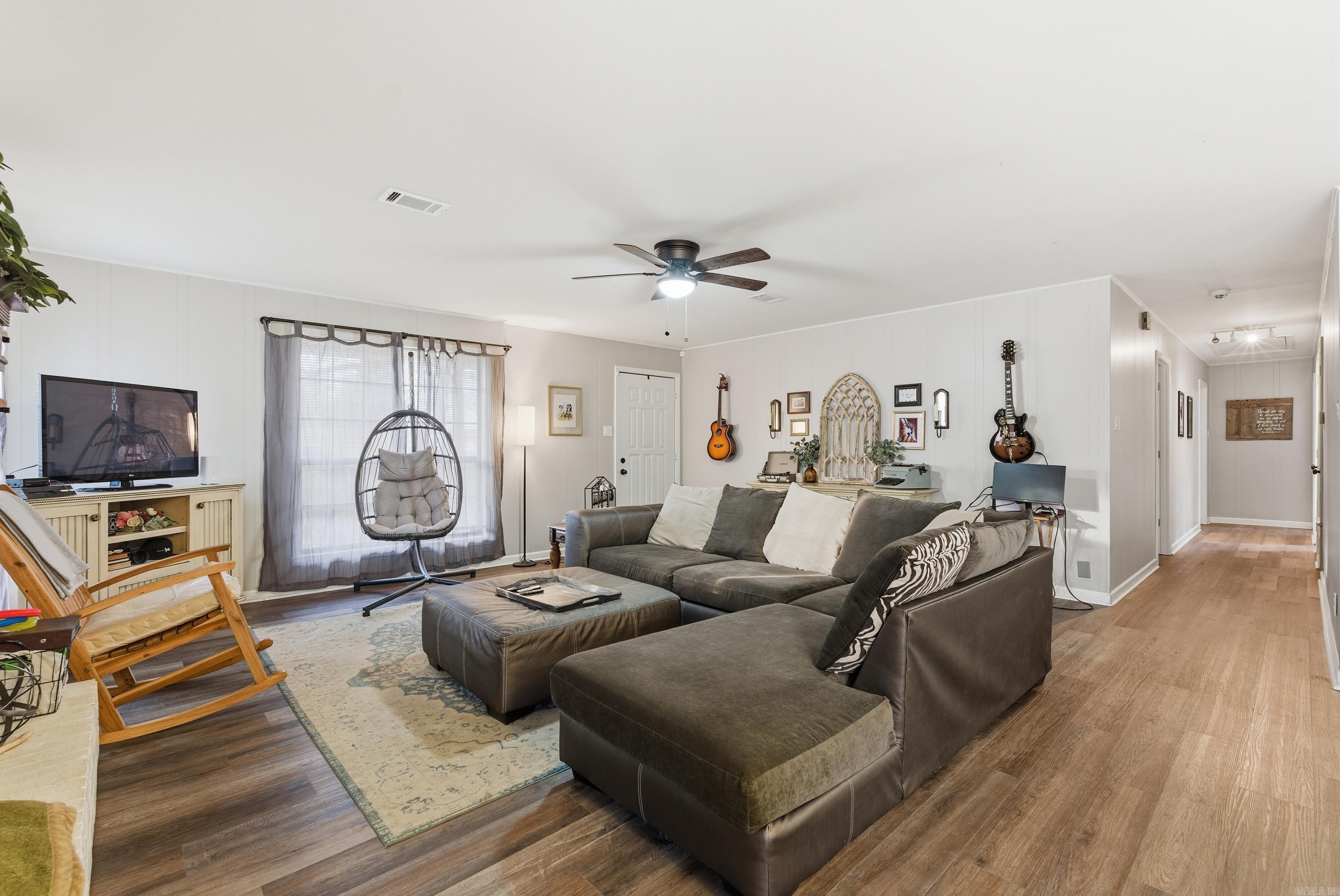 RANCH ESTATE - Residential