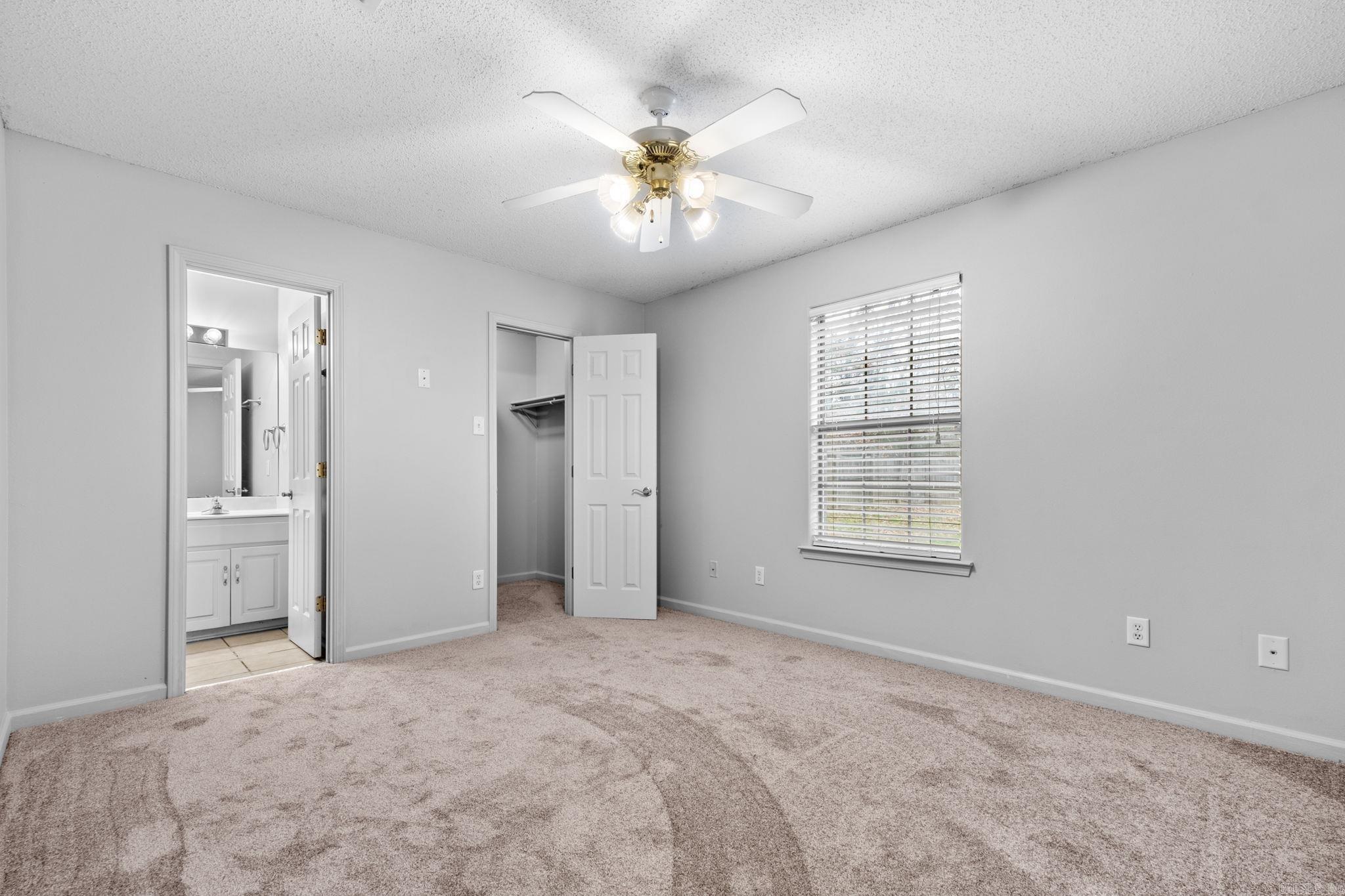 SANDALWOOD - Residential