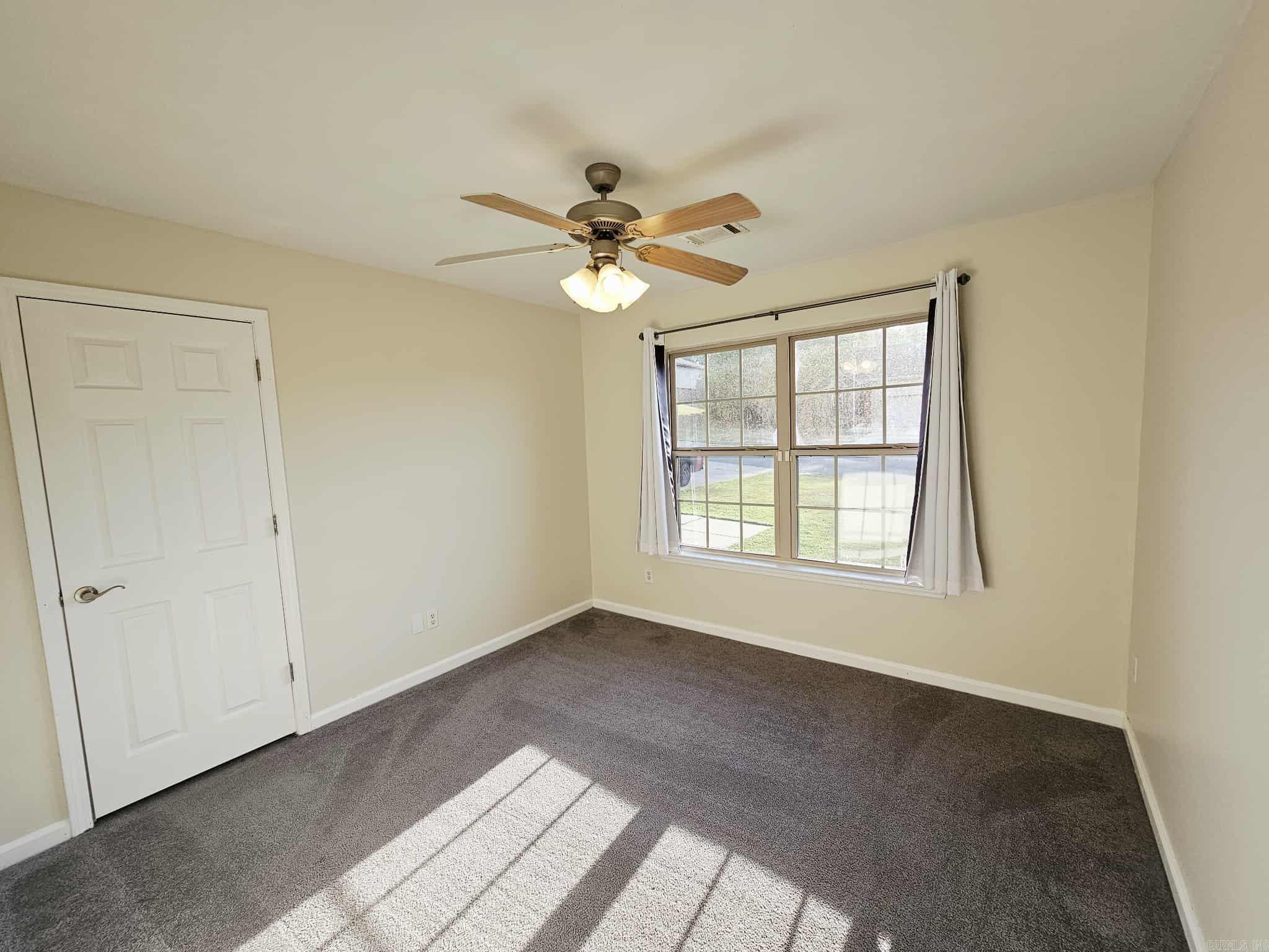 WEATHERING HEIGHTS - Residential