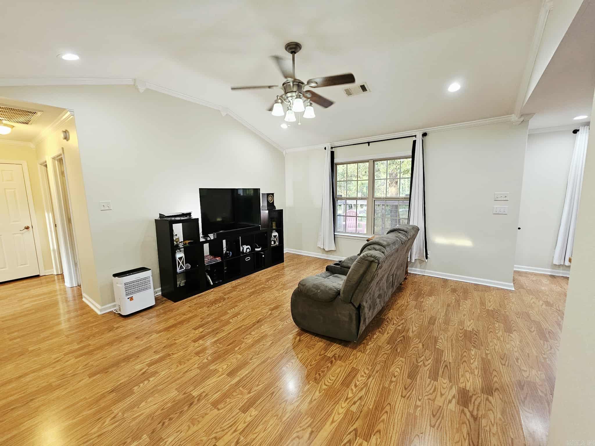 WEATHERING HEIGHTS - Residential