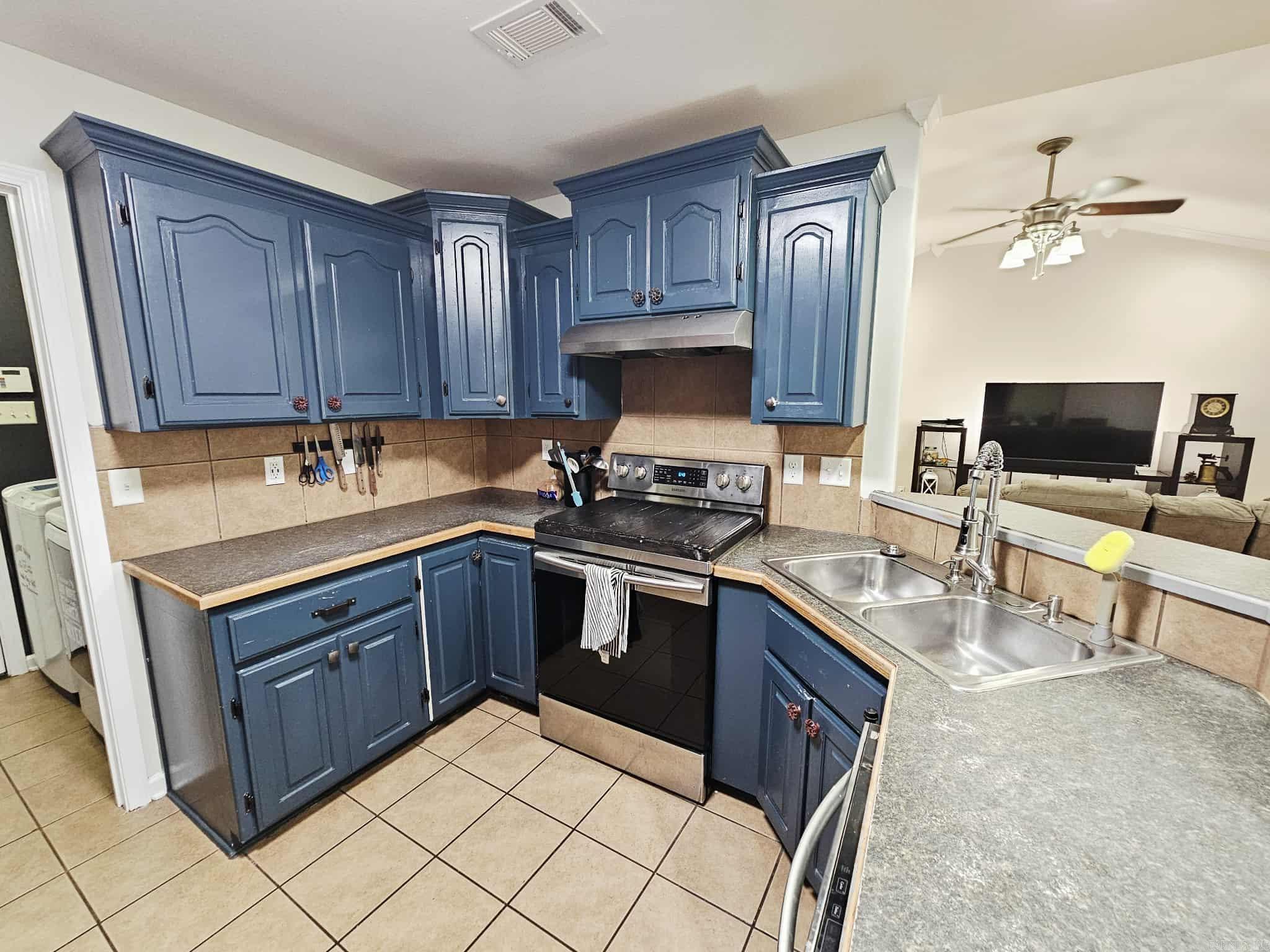 WEATHERING HEIGHTS - Residential