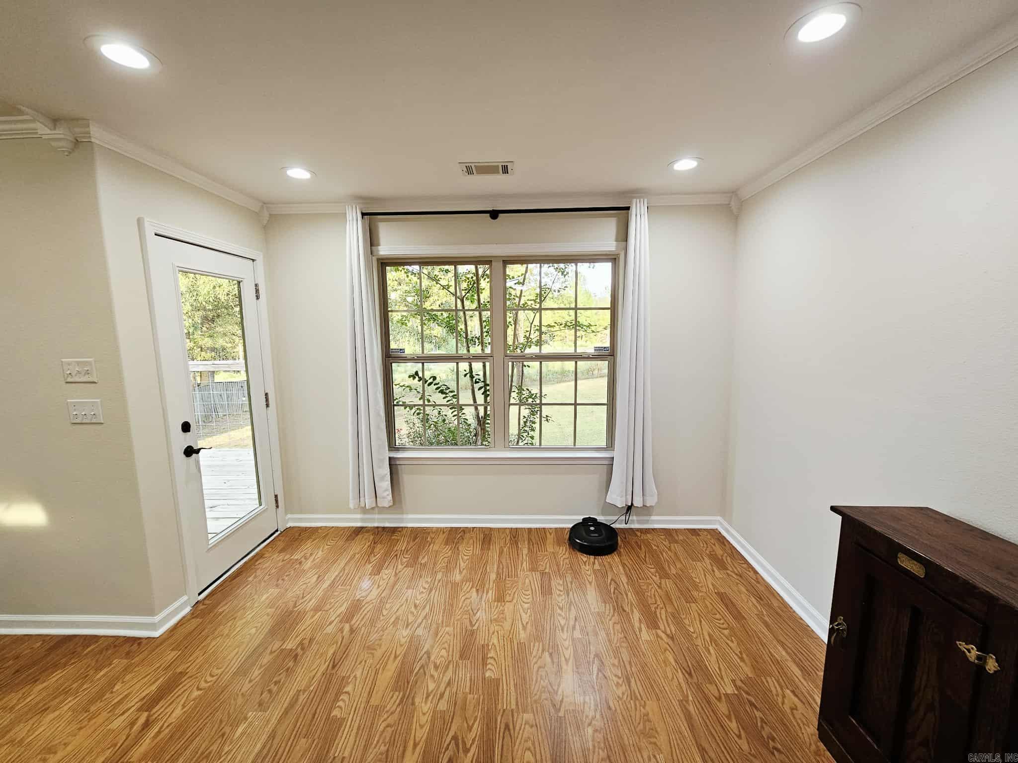 WEATHERING HEIGHTS - Residential