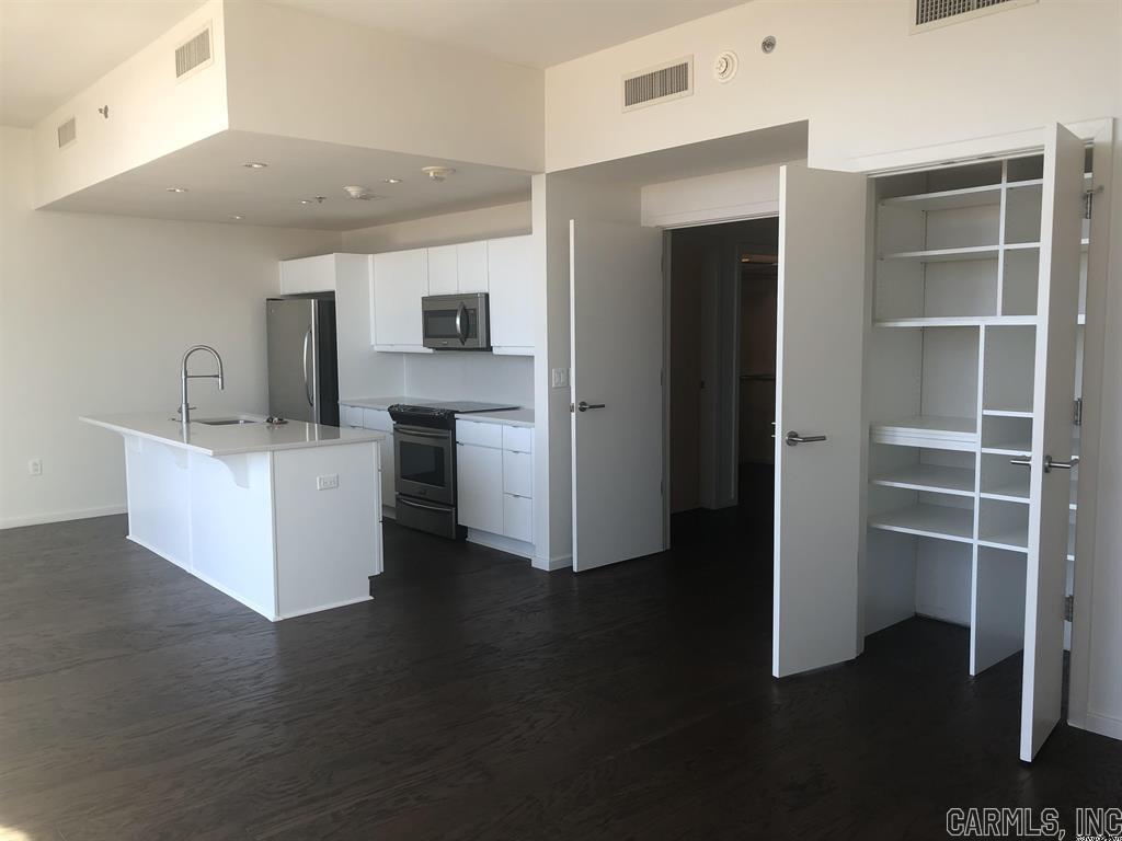 River Market Tower - Residential