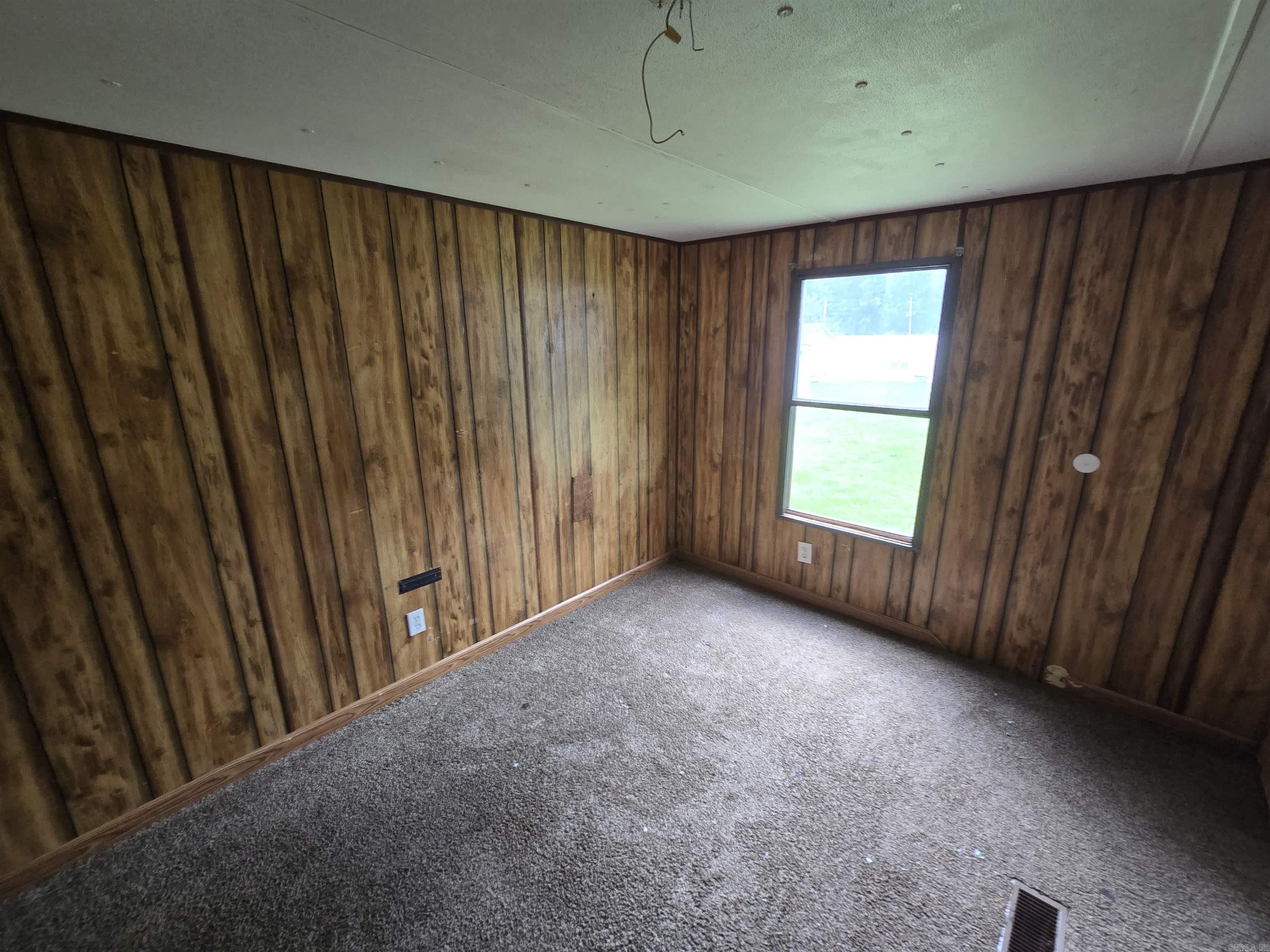 Not in Subdivision - Residential Lease