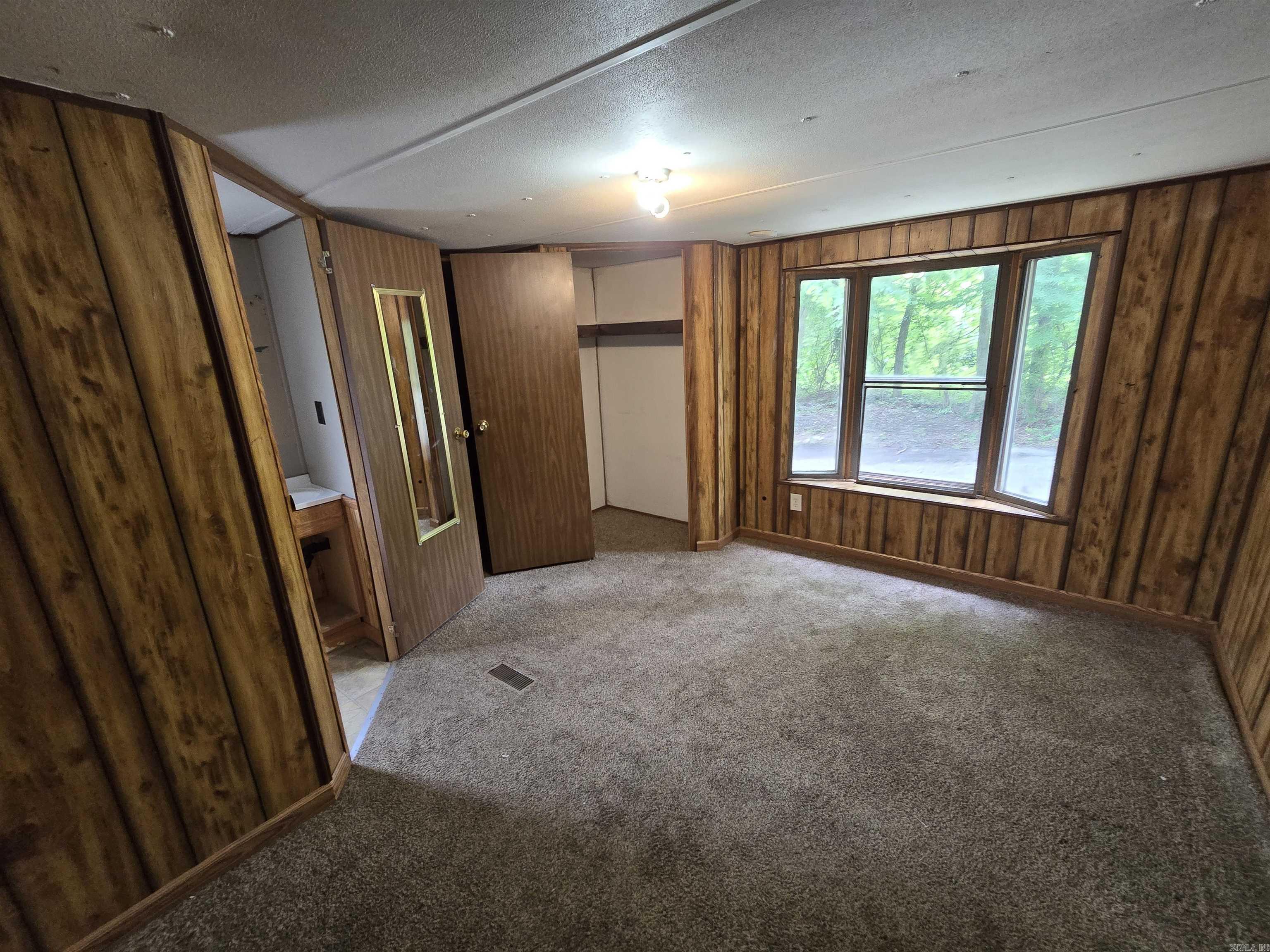 Not in Subdivision - Residential Lease