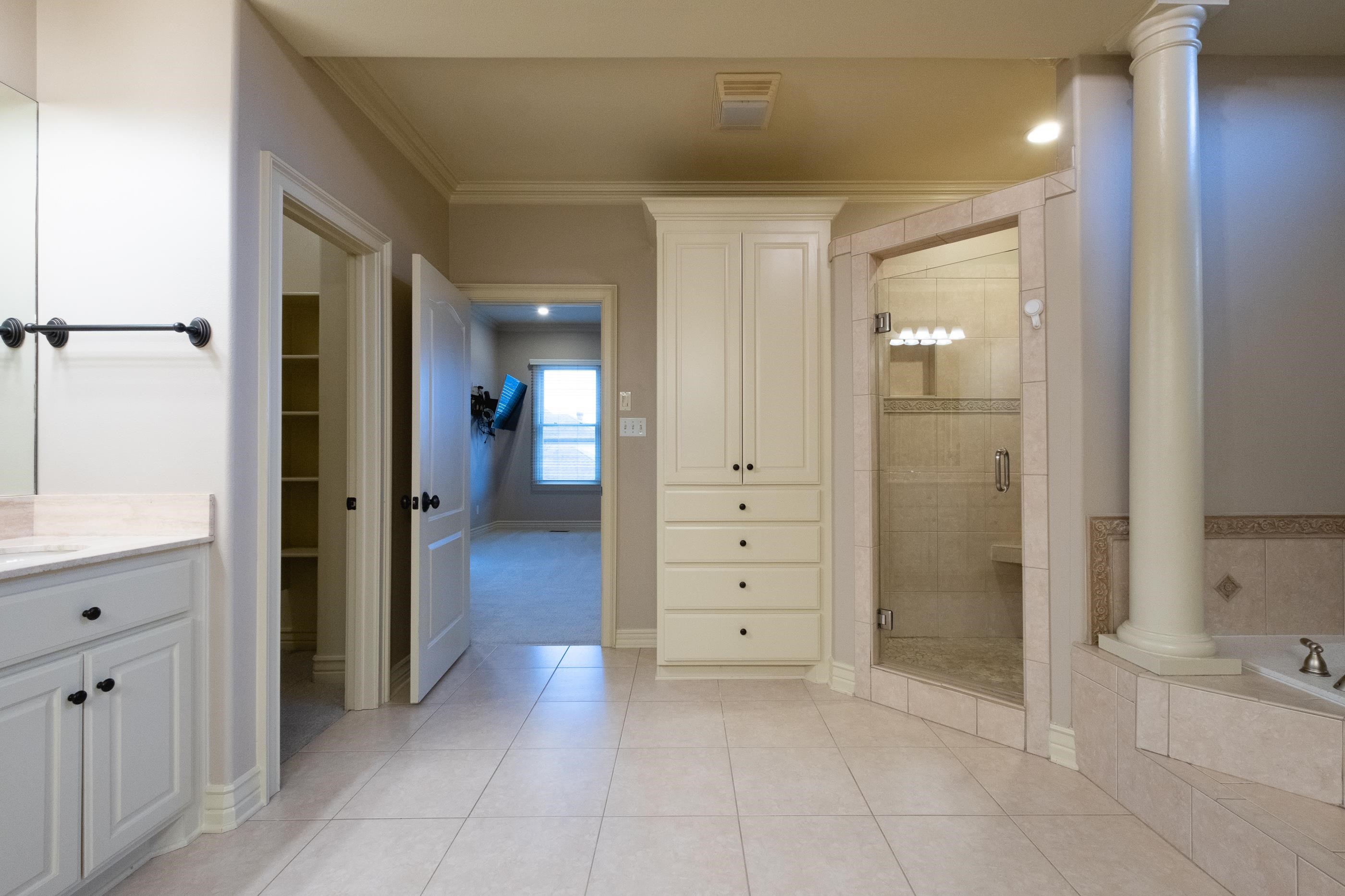 CHENAL VALLEY DEAUVILLE PLACE - Residential