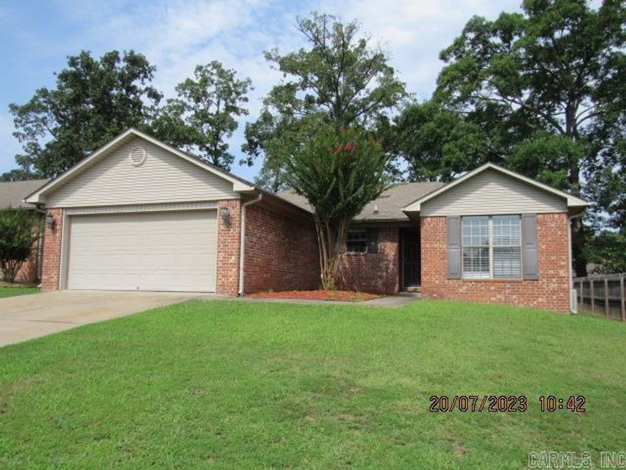 Well maintained 3-bedroom home that offers a split bedroom plan, freshly painted interior, stained concrete flooring throughout, 2-inch blinds throughout, all kitchen appliances including refrigerator, separate laundry room with hook-ups, partially fenced yard with patio, 2 car garage, all electric, and more! No Pets Allowed!***PLEASE NOTE WE DO NOT ADVERTISE ON CRAIGSLIST OR FACEBOOK. ANY LISTING OF OURS SEEN IS A SCAM!!!***