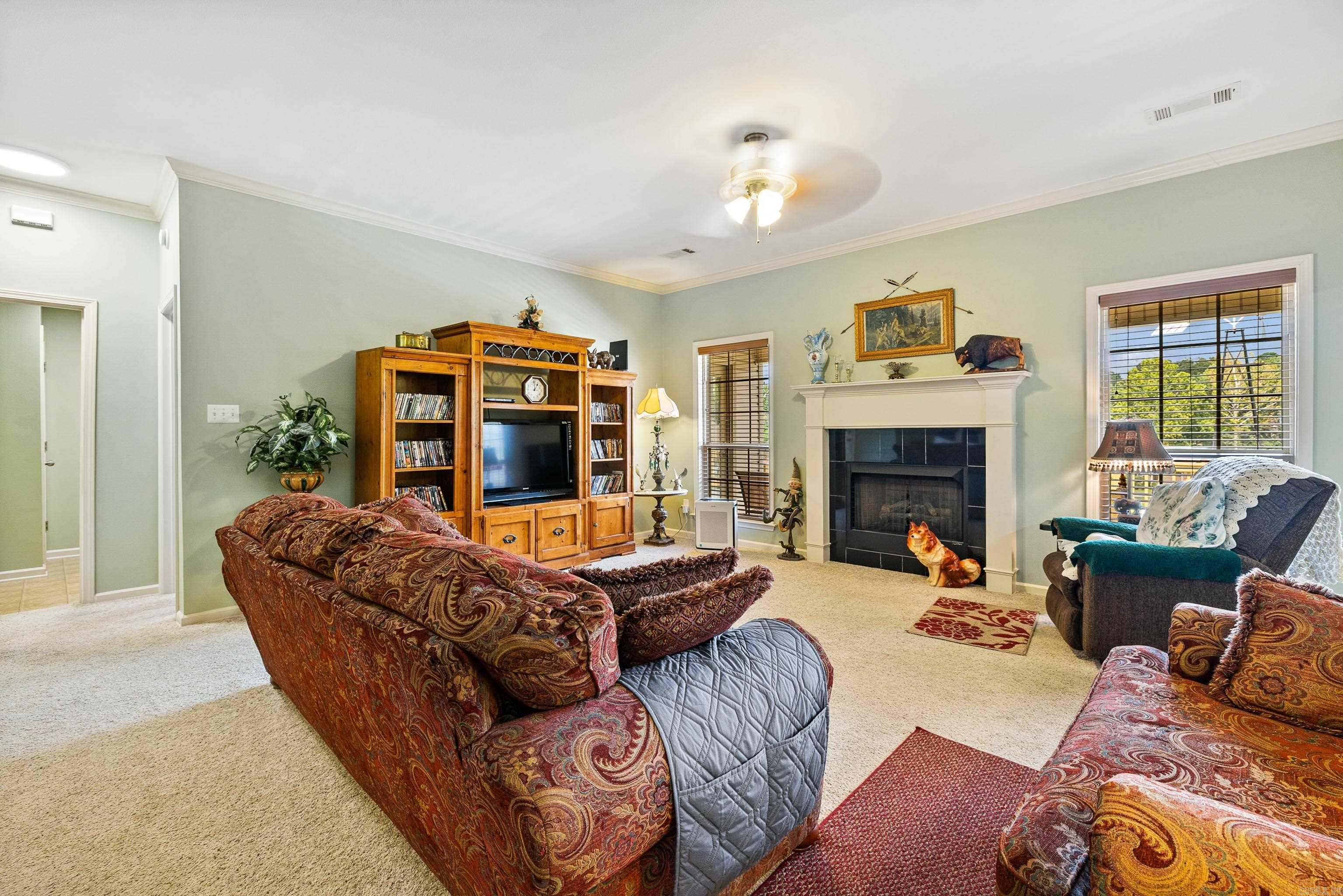 OAKTREE PLACE - Residential