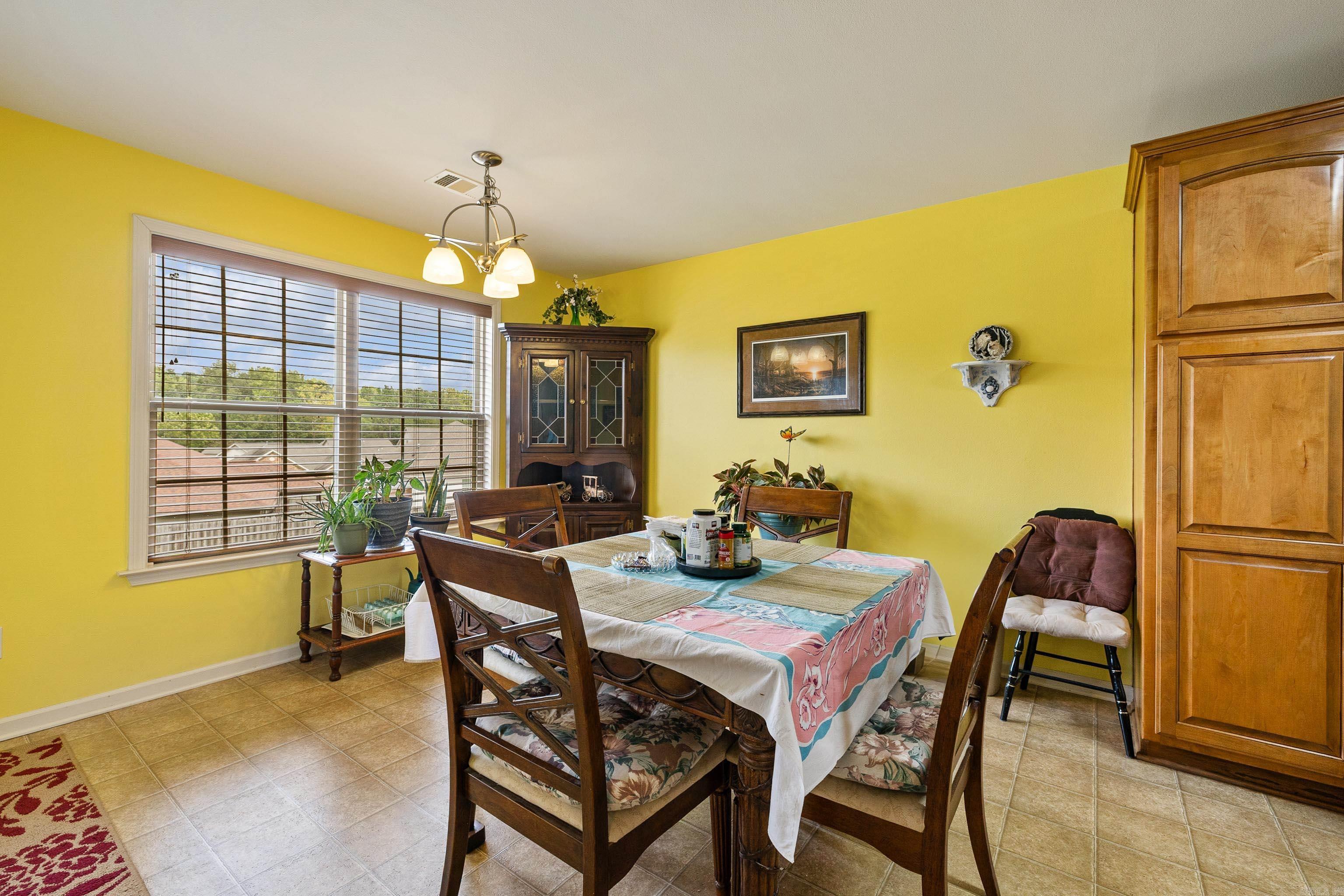 OAKTREE PLACE - Residential