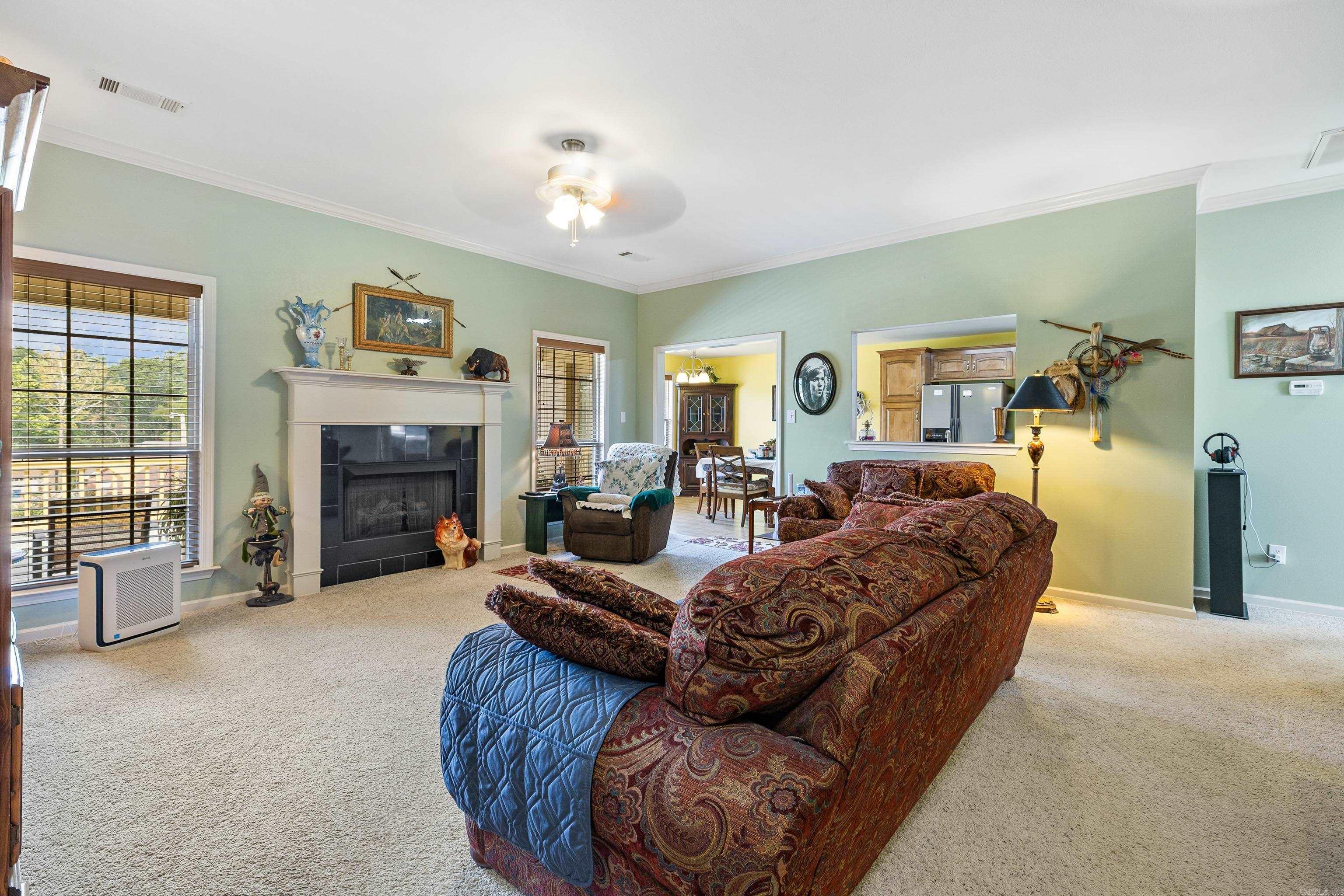 OAKTREE PLACE - Residential