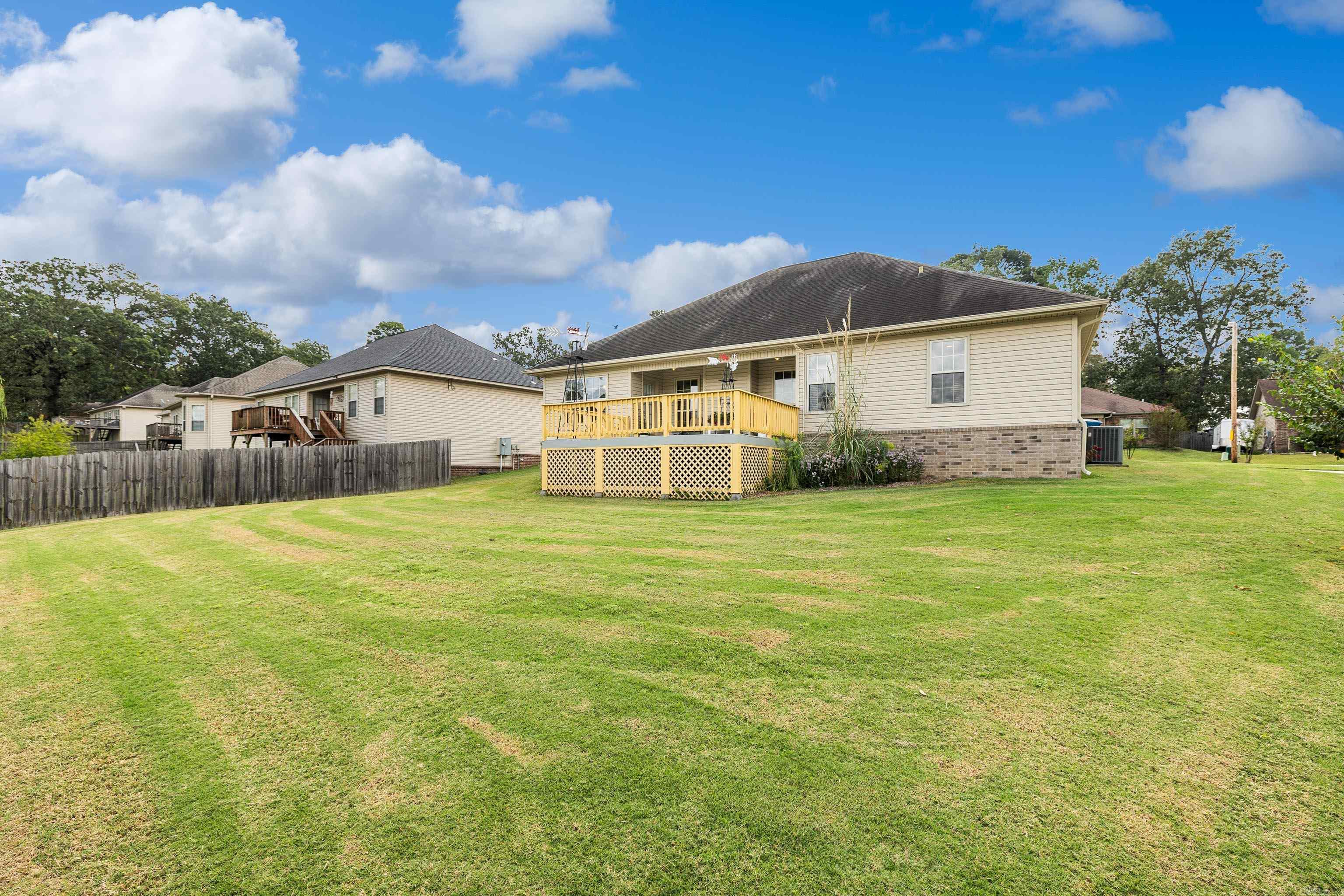 OAKTREE PLACE - Residential