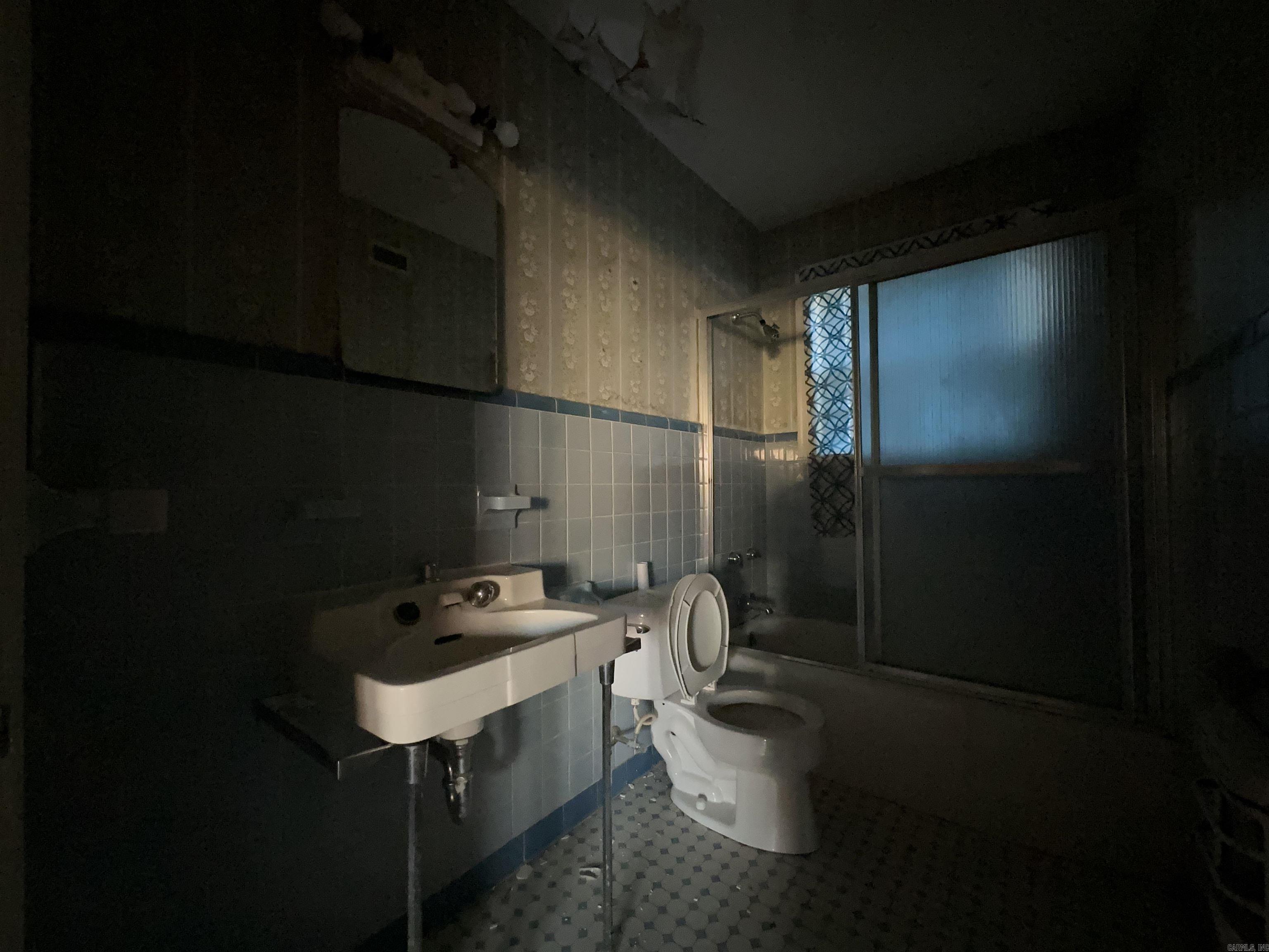 OAK FOREST - Residential