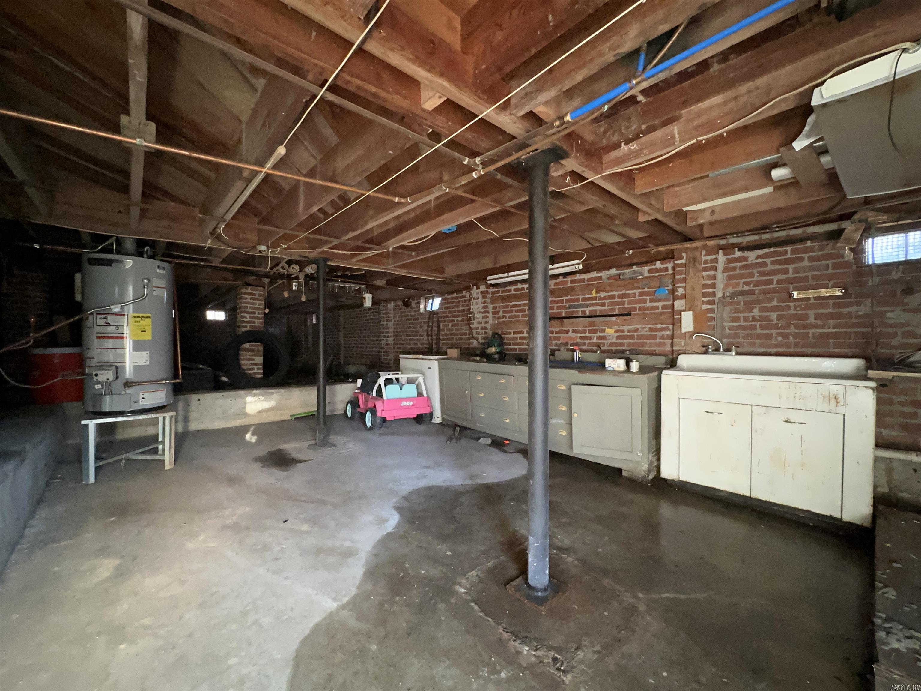 OAK FOREST - Residential