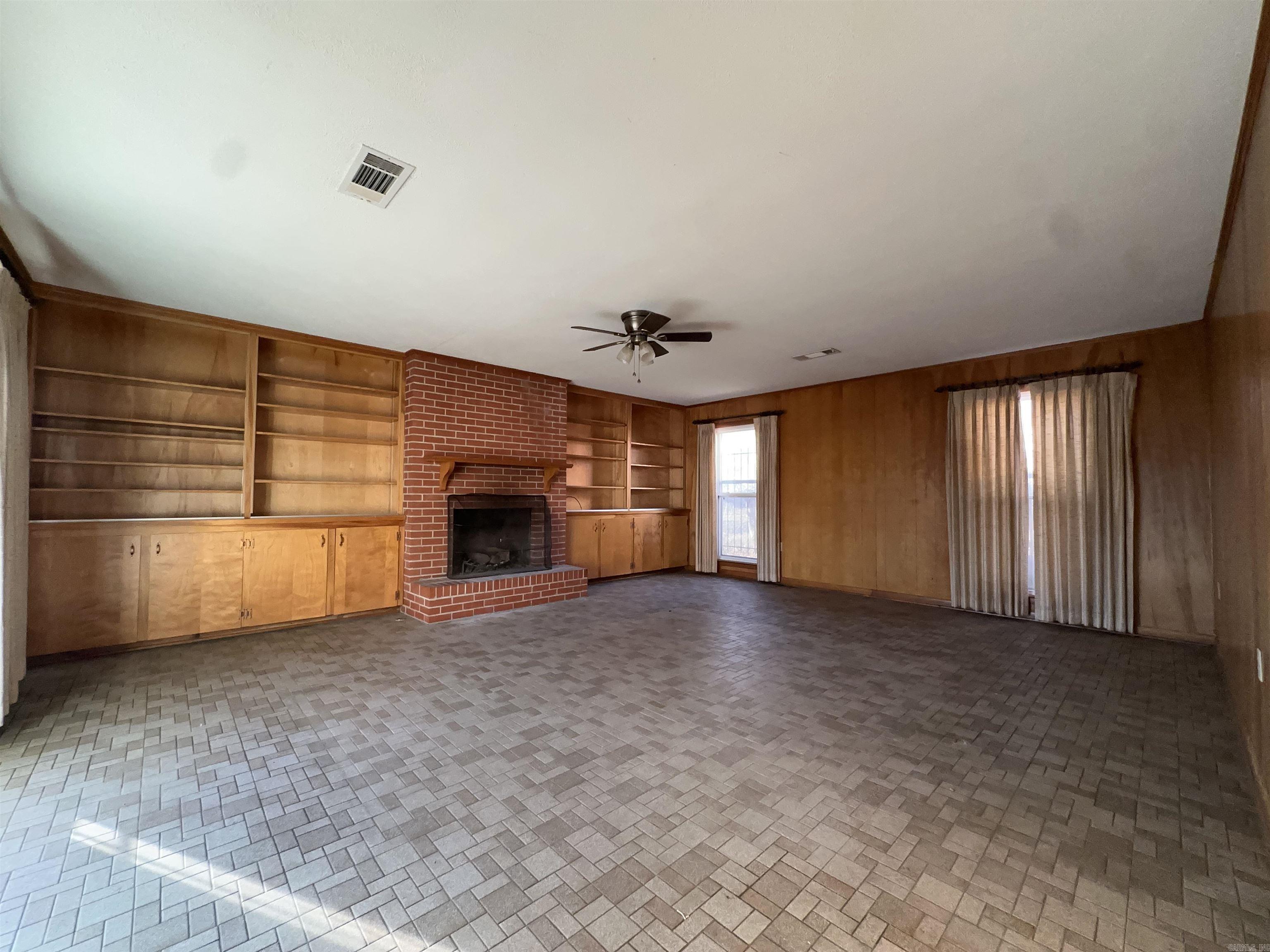 OAK FOREST - Residential