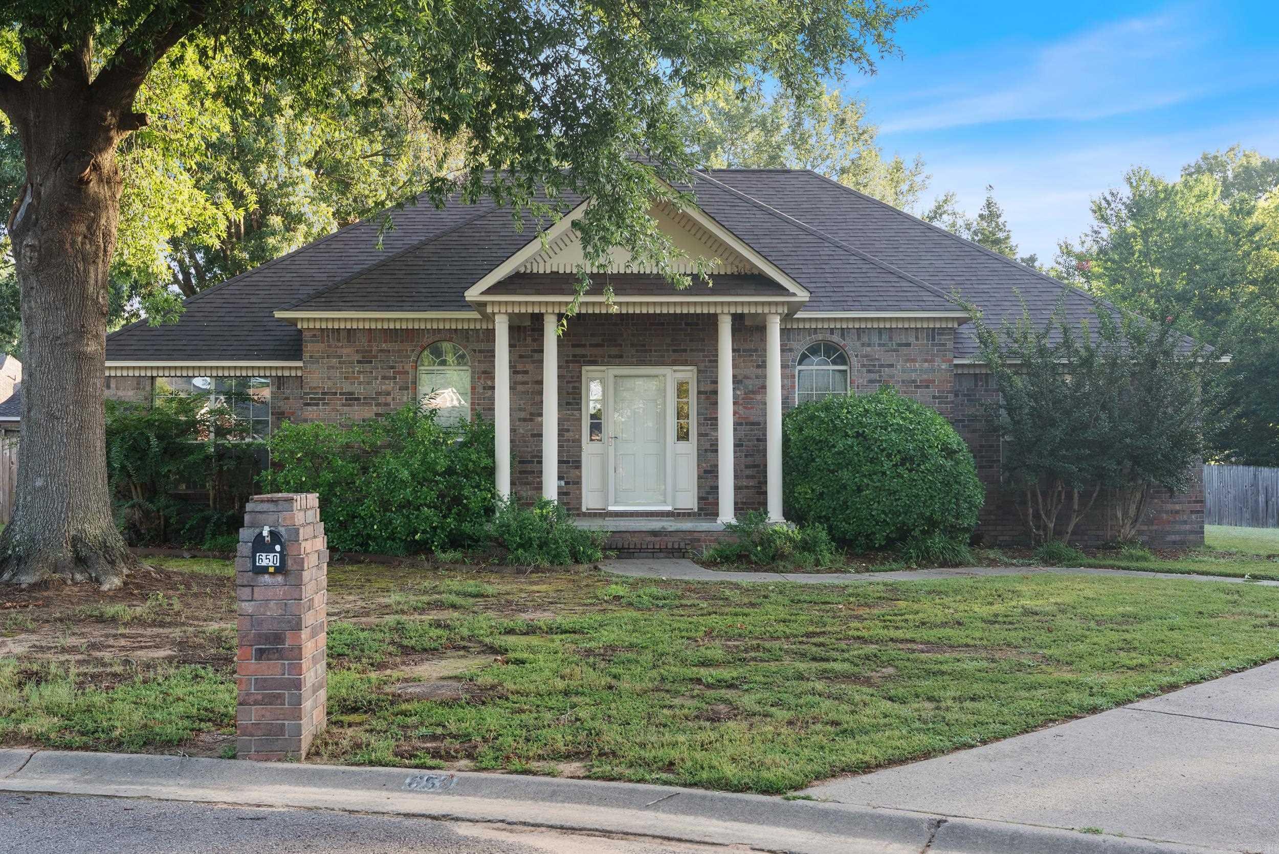 Charming Home in Windcrest Subdivision! Come take a look at this beautiful home nestled in a quiet cul-de-sac in the desirable Windcrest Subdivision. Featuring a spacious backyardāperfect for kids to play and families to entertaināthis home offers both comfort and convenience. Enjoy the benefits of newer LVP flooring and a layout filled with charm and character. Located just minutes from schools, restaurants, grocery stores, and so much more, this home has everything you need right at your fingertips. Don't miss the opportunity to make this delightful property your own. Schedule your showing today!
