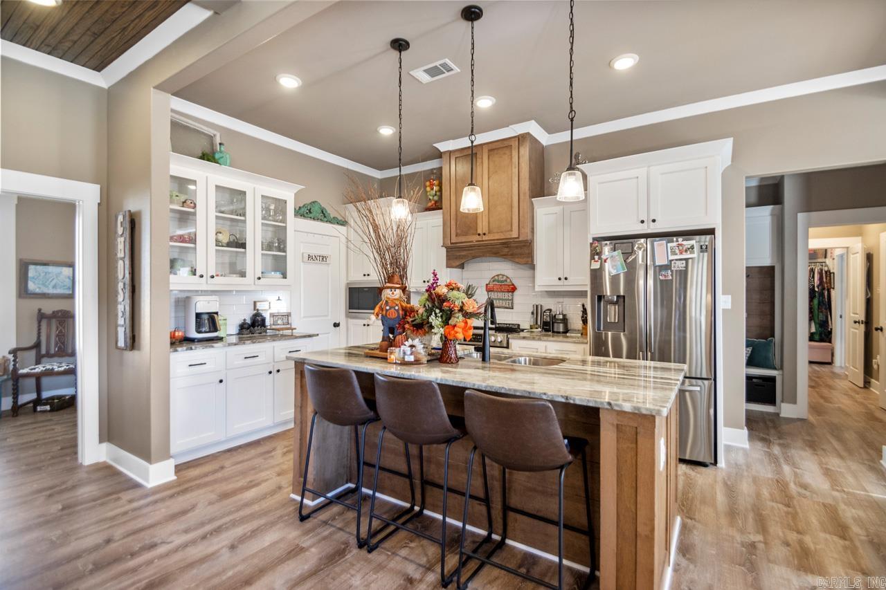 LEGACY POINTE - Residential