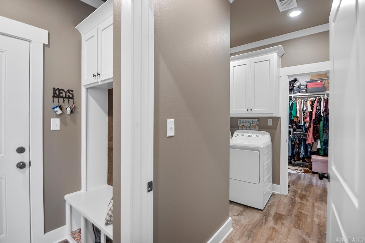 LEGACY POINTE - Residential