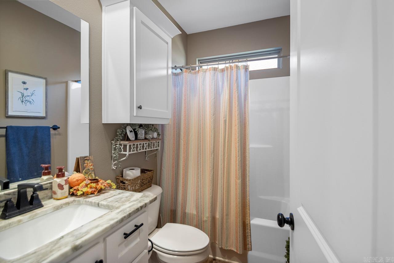 LEGACY POINTE - Residential