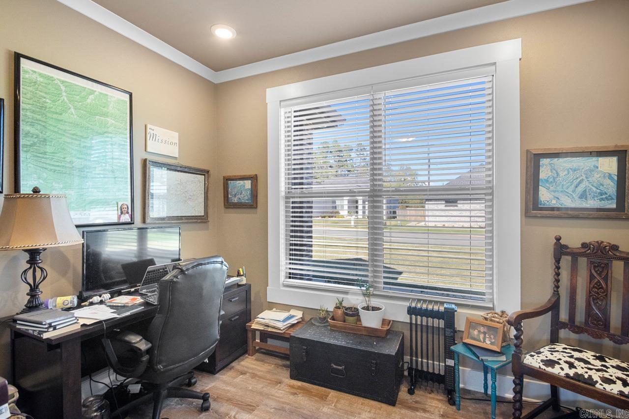 LEGACY POINTE - Residential