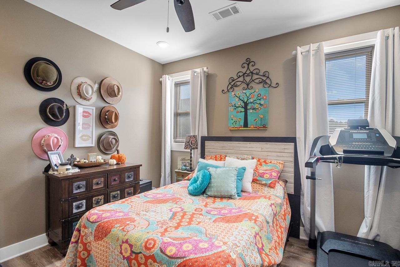 LEGACY POINTE - Residential