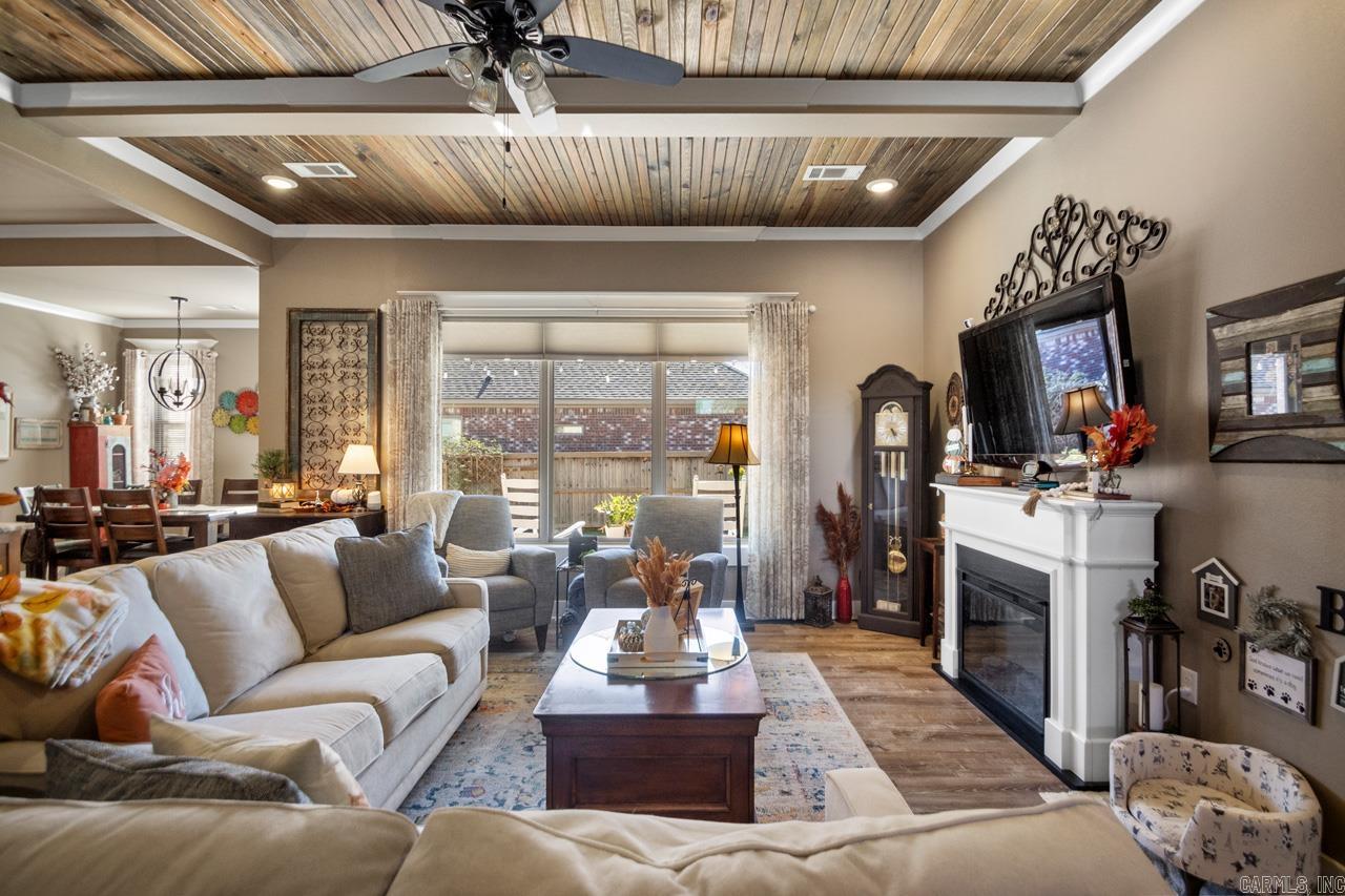 LEGACY POINTE - Residential