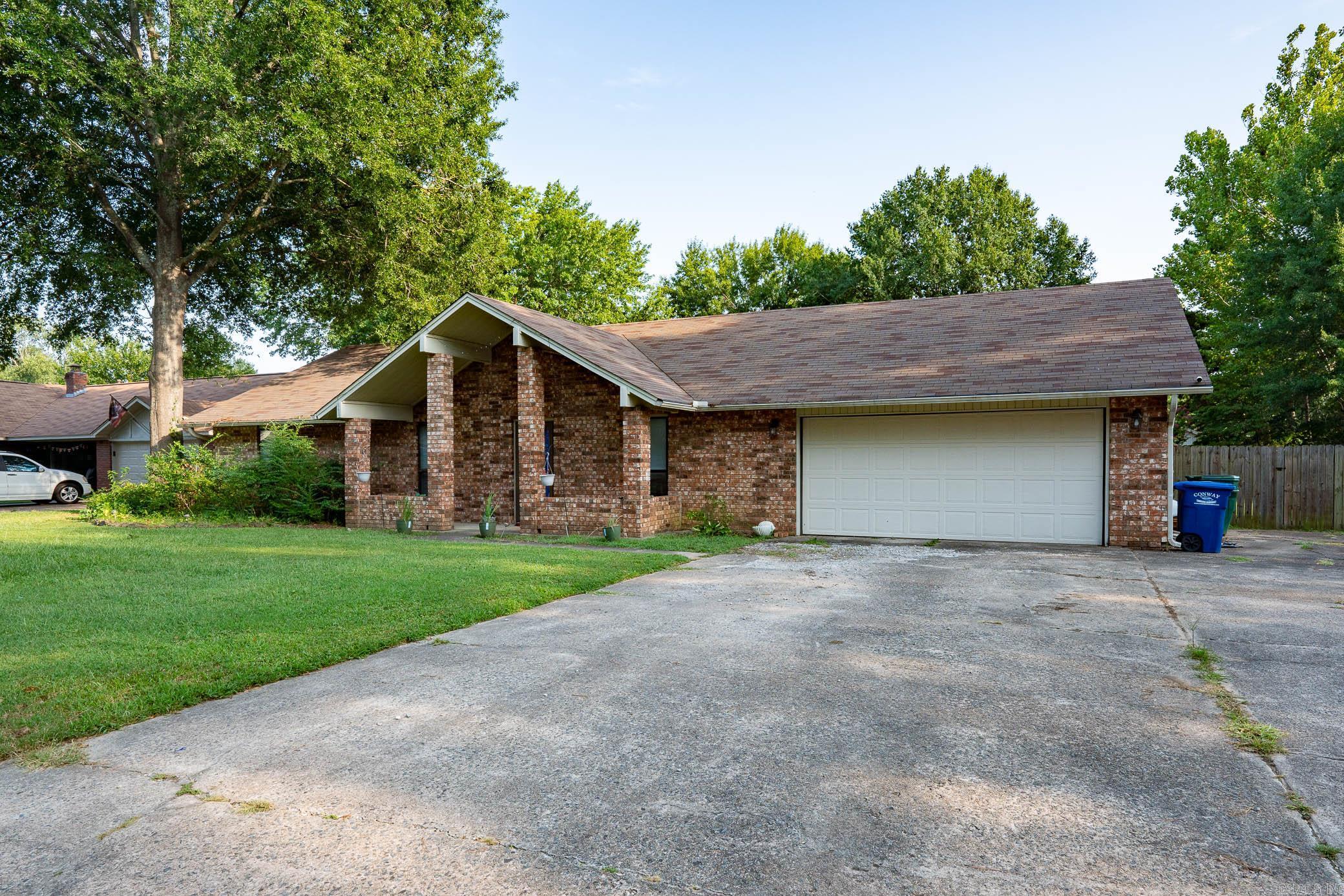 SPACIOUS HOUSE IN LOVELY, QUIET NEIGHBORHOOD, HOUSE HAS TWO WOOD BURNING FIREPLACES,LARGE TREE SHADED FENCED BACKYARD, OVERSIZED PATIO, AND TONES OF POTENTIAL. NEW ROOF IN 2020