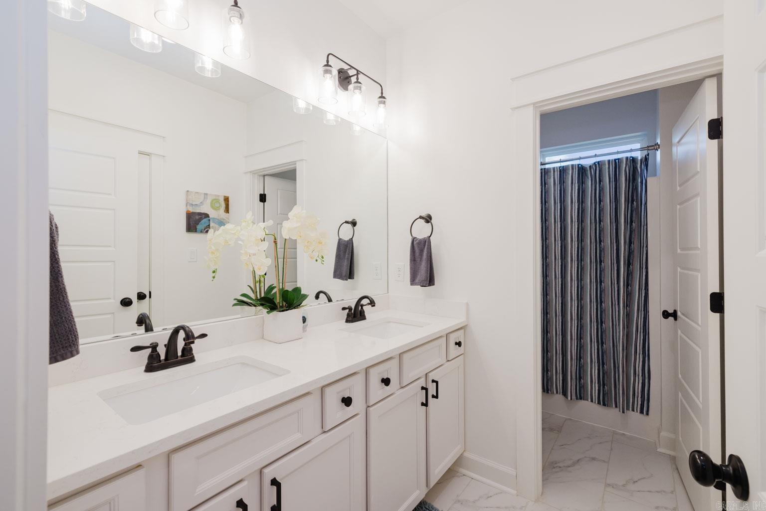 GRACE VILLAGE - Residential