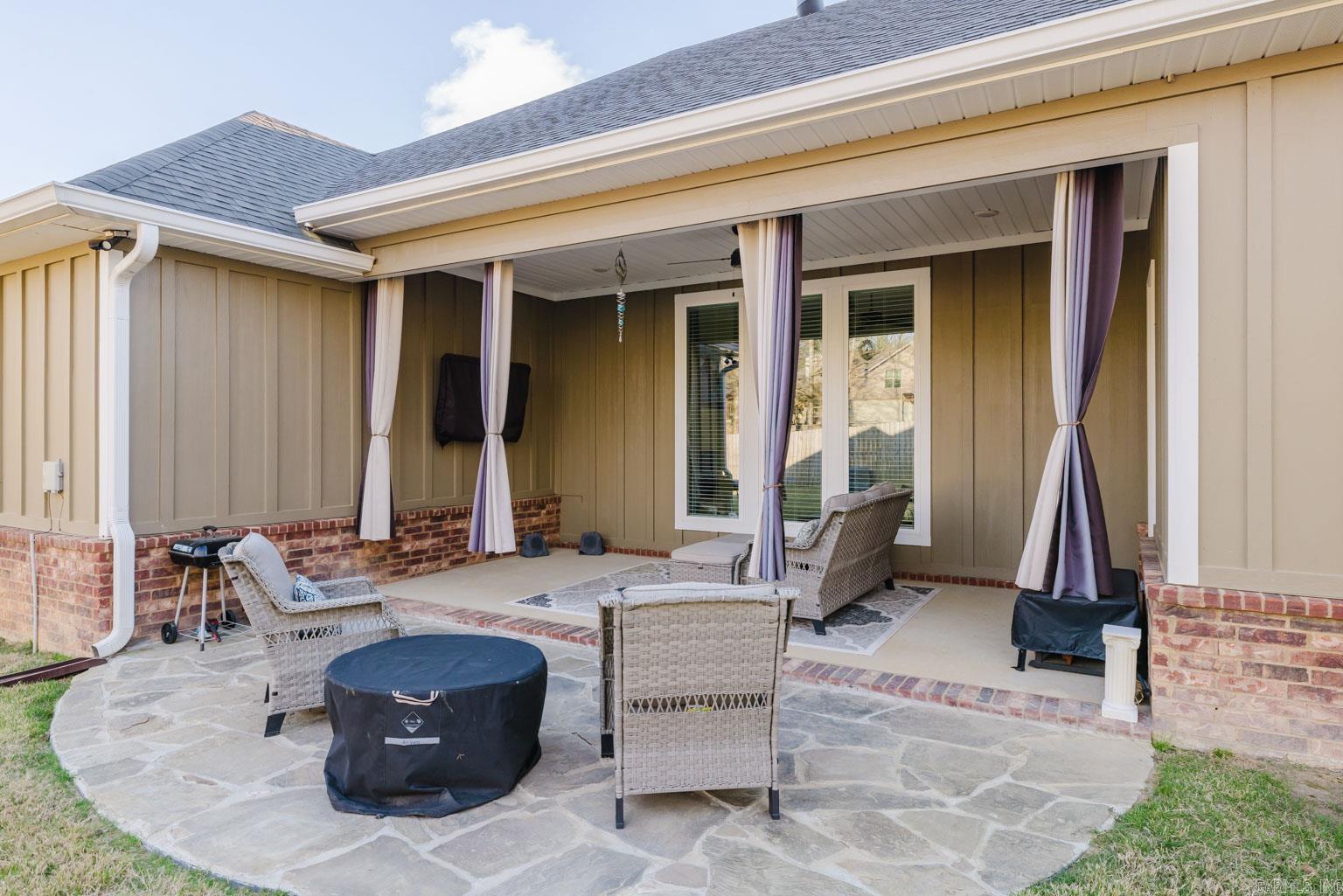 GRACE VILLAGE - Residential