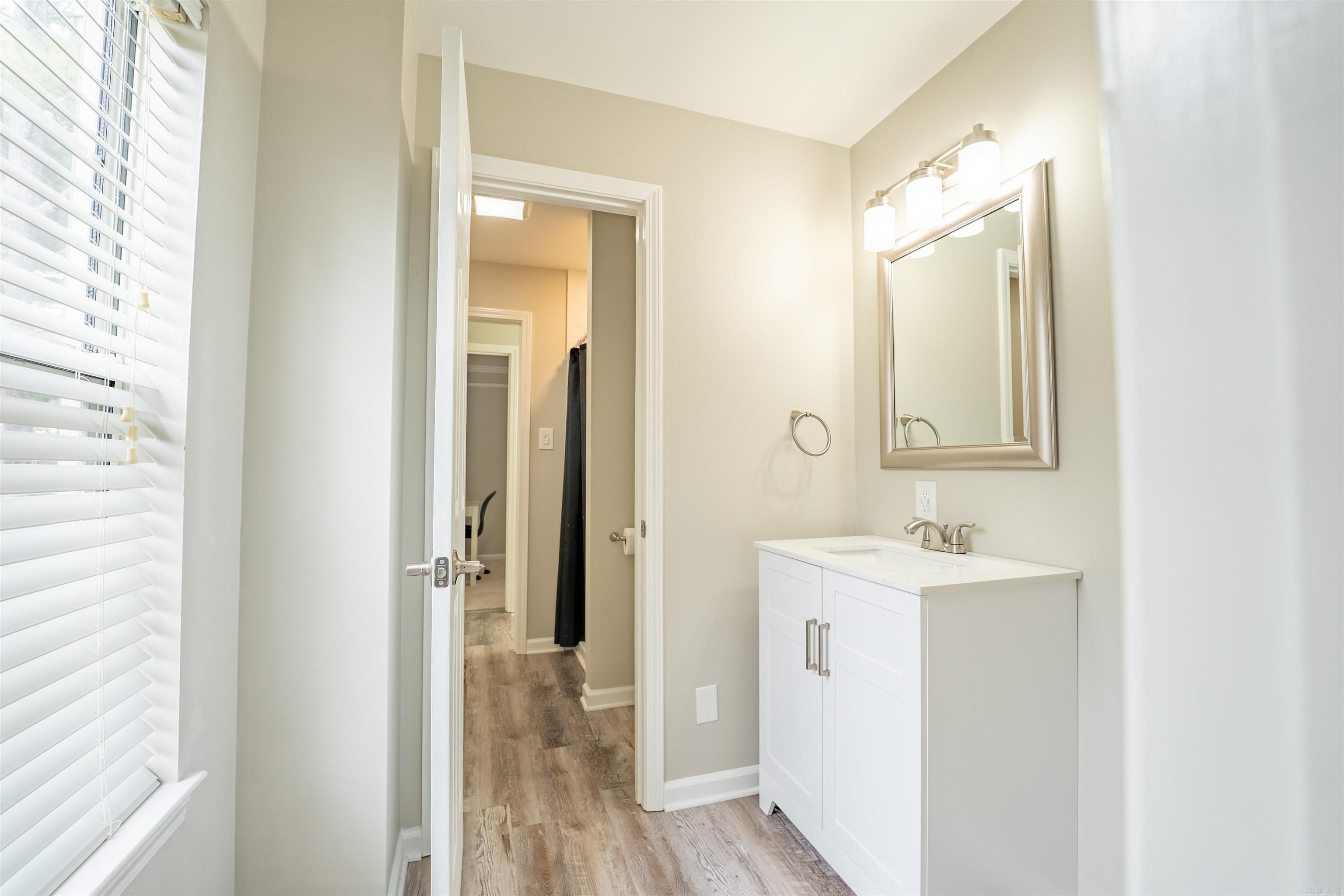 FOXWOOD J - Residential