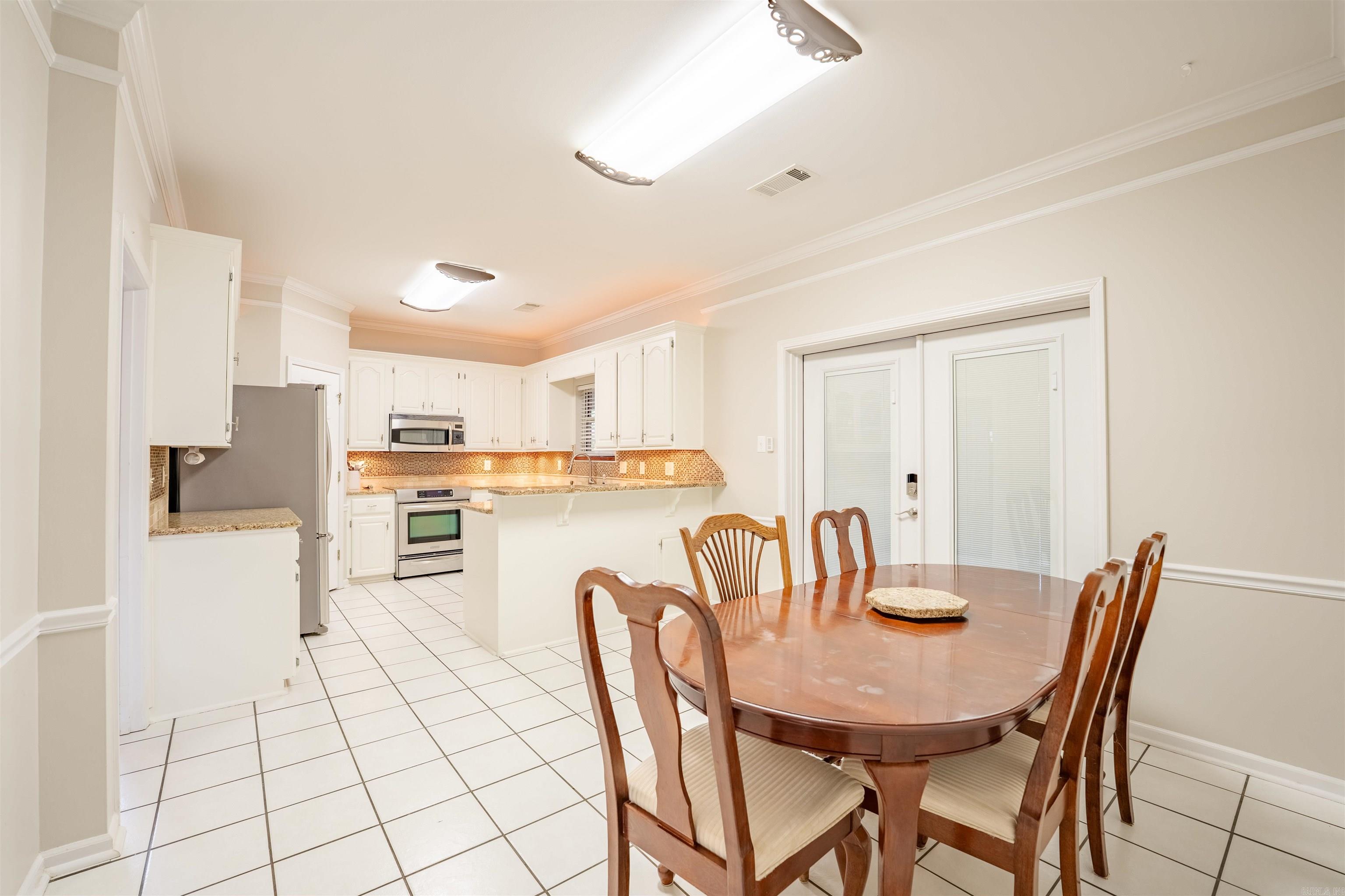 FOXWOOD J - Residential