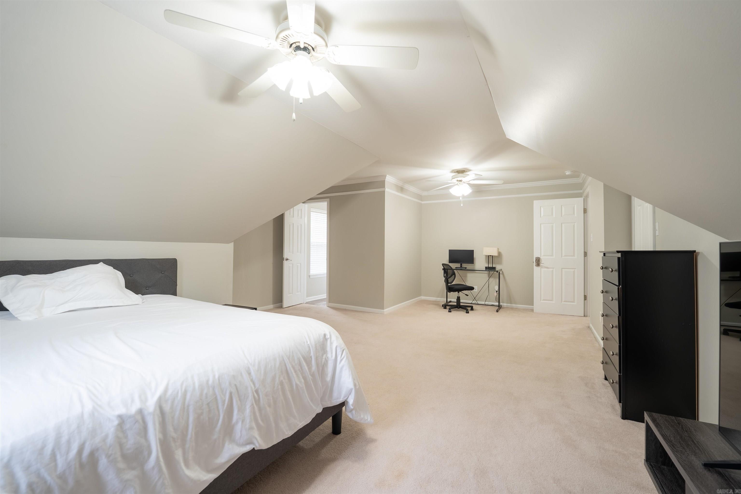 FOXWOOD J - Residential