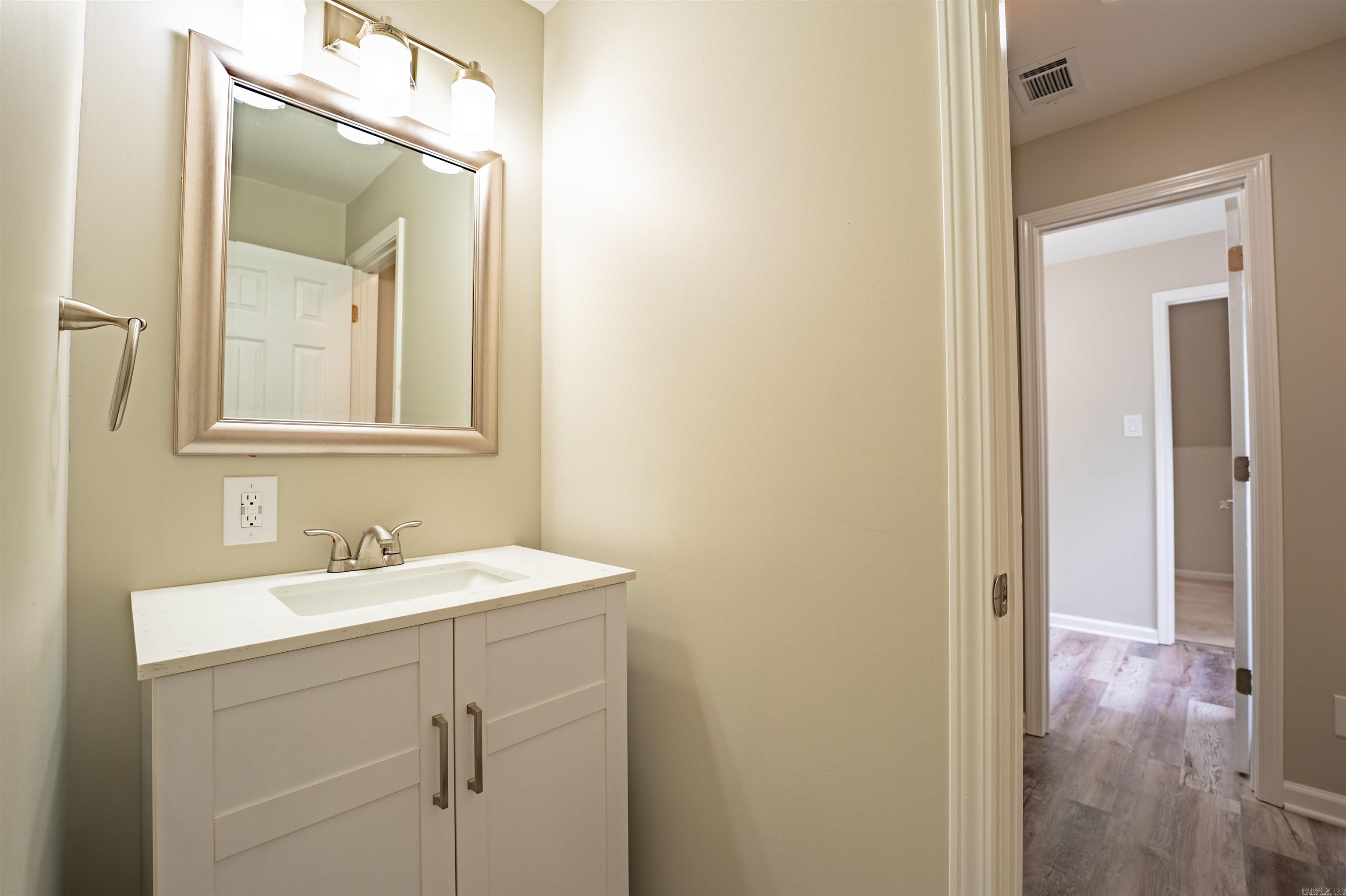 FOXWOOD J - Residential