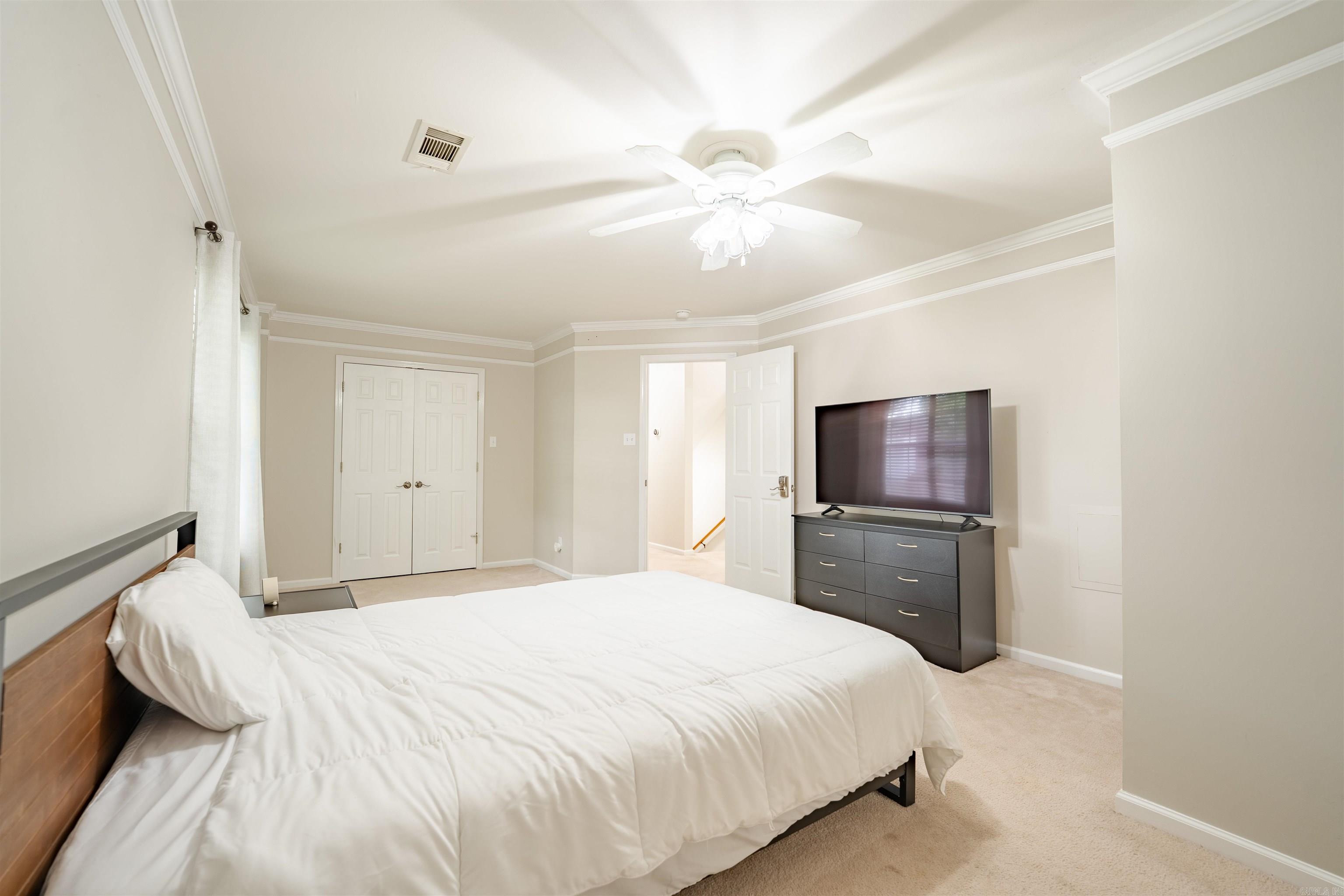 FOXWOOD J - Residential