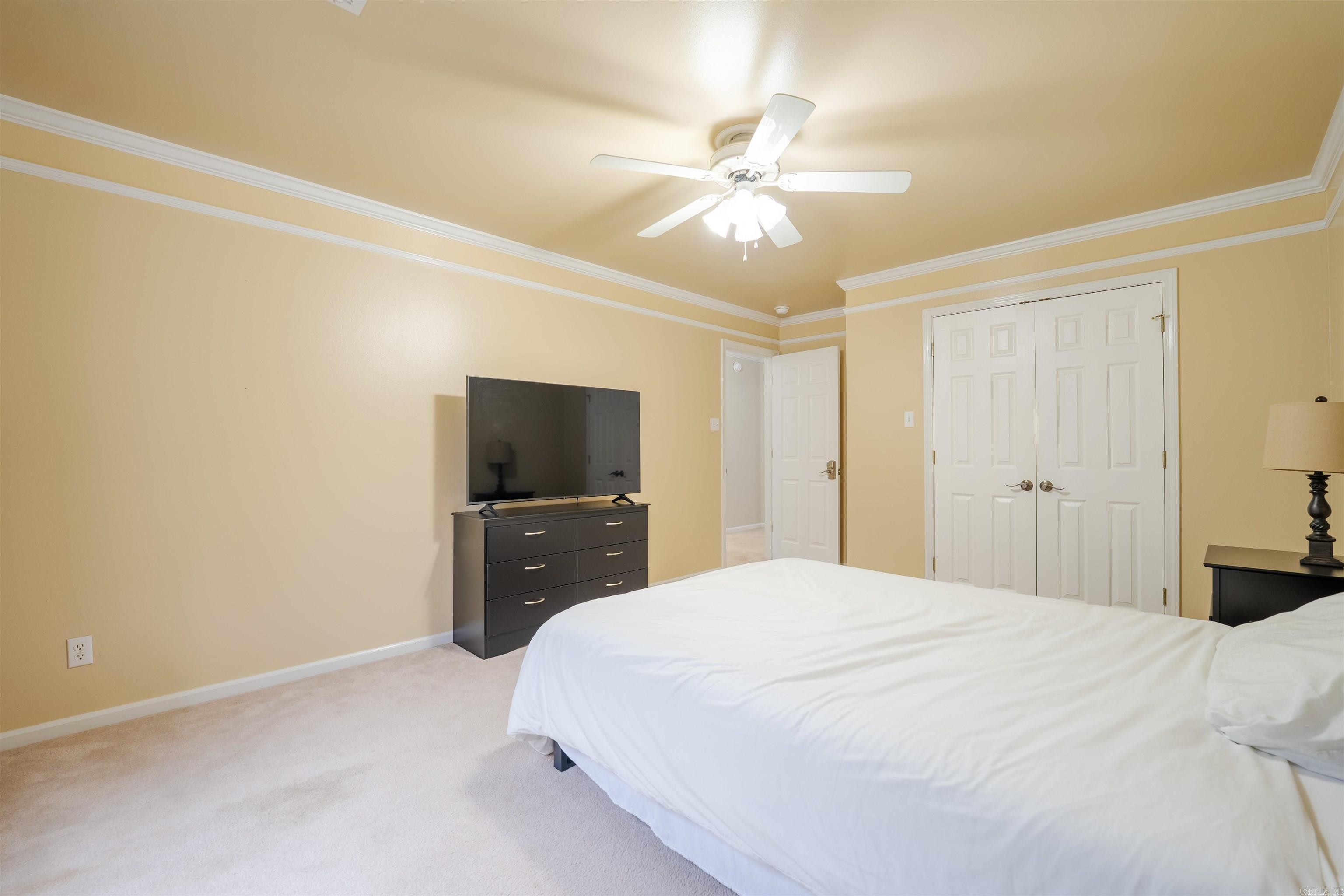 FOXWOOD J - Residential